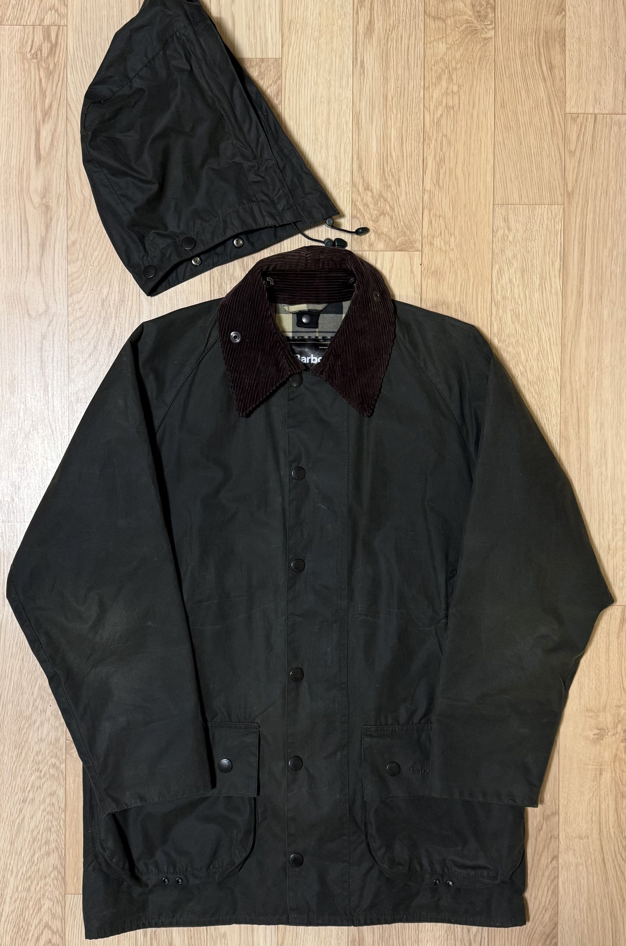 Barbour Barbour Beaufort Wax Jacket Sage C38 + Hood, Wax & Pins Size US M / EU 48-50 / 2 - 1 Thumbnail
