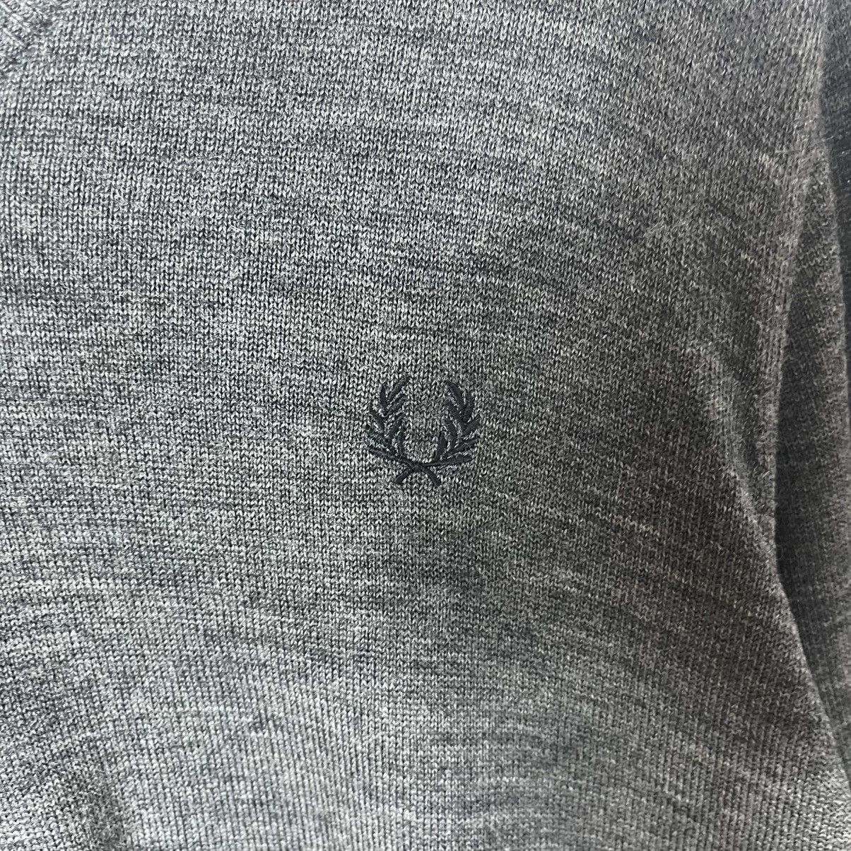 Fred Perry Fred Perry Grey Wool Sweater V-Neck Streetwear Y2K Designer Size US M / EU 48-50 / 2 - 4 Thumbnail