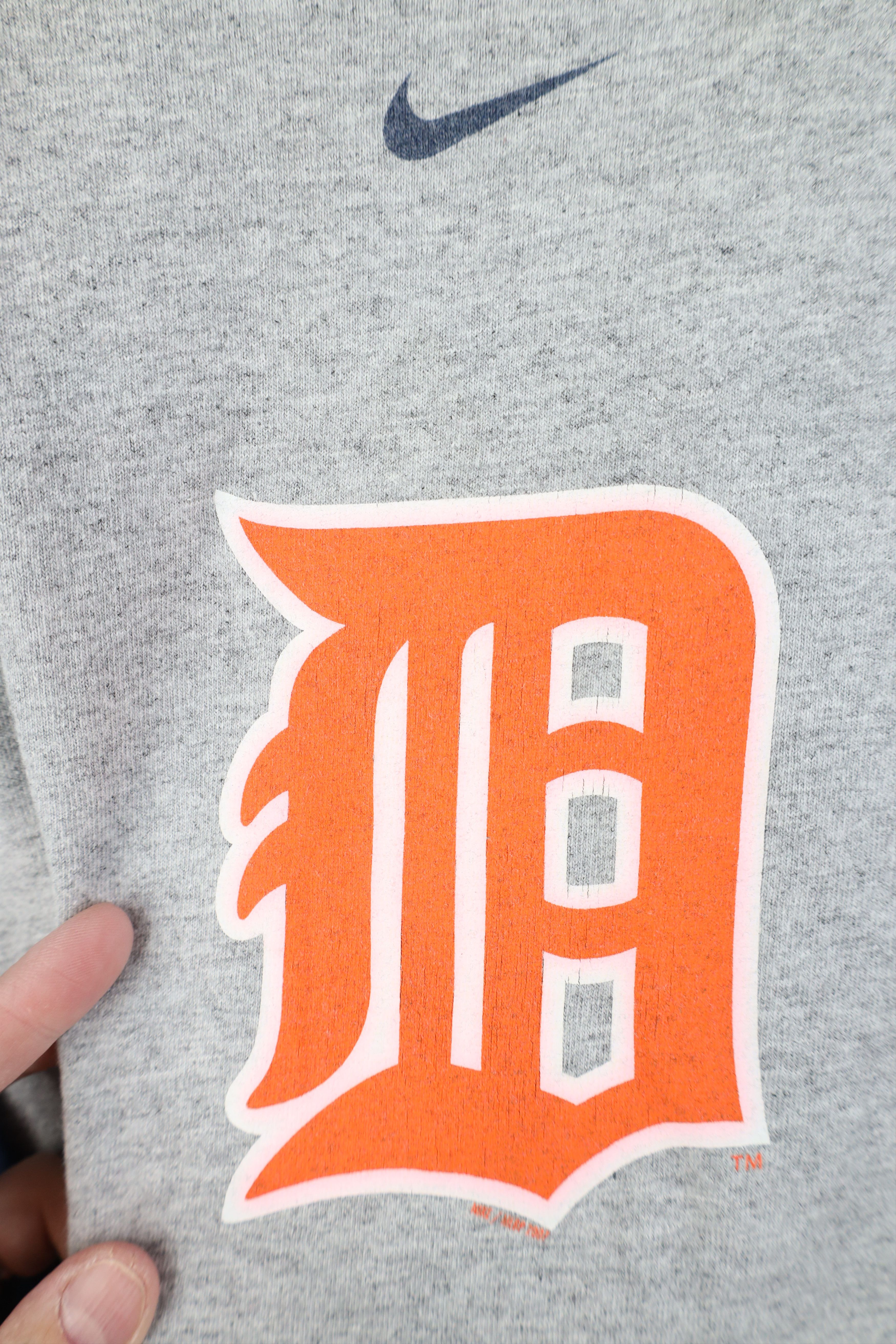 Nike Vintage Nike Center Swoosh Detroit Tigers Raglan T-Shirt Size US L / EU 52-54 / 3 - 4 Thumbnail