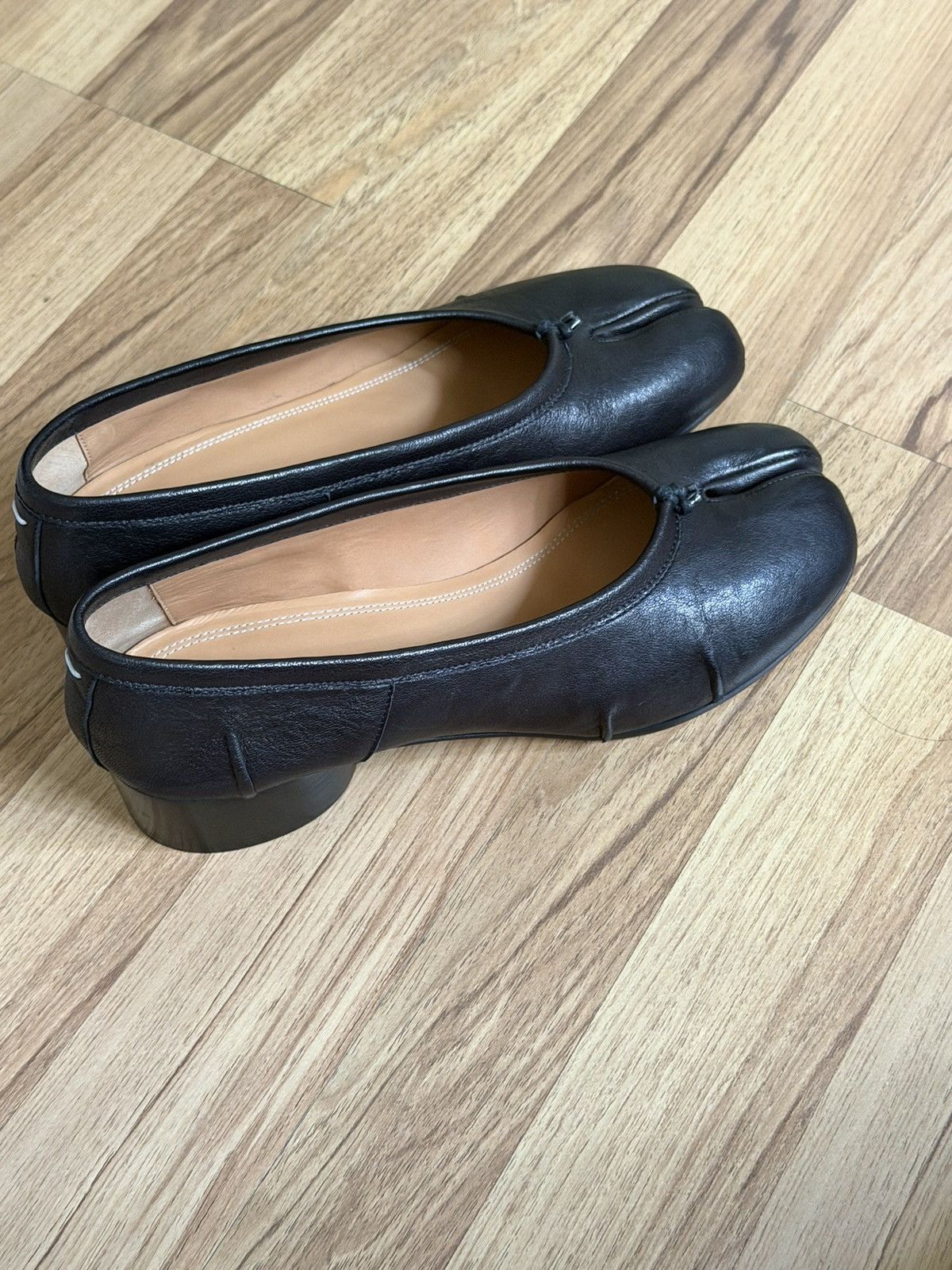 Maison Margiela MAISON MARGIELA TABI BALLERINA PUMPS Size US 9 / IT 39 - 1 Thumbnail