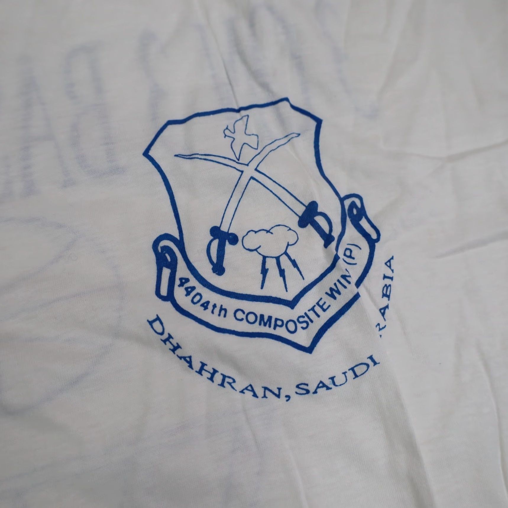 Vintage VINTAGE 90s 4404th Composite Wing Saudi Arabia 3 on 3 Basketball T Shirt Large Mens White Size US L / EU 52-54 / 3 - 6 Thumbnail
