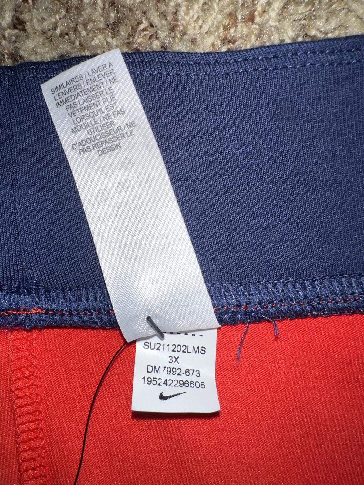 Nike Nike Women’s NSW Essential Plus Size Spandex Stretch Bike Shorts Size 42" / US 20 - 3 Thumbnail