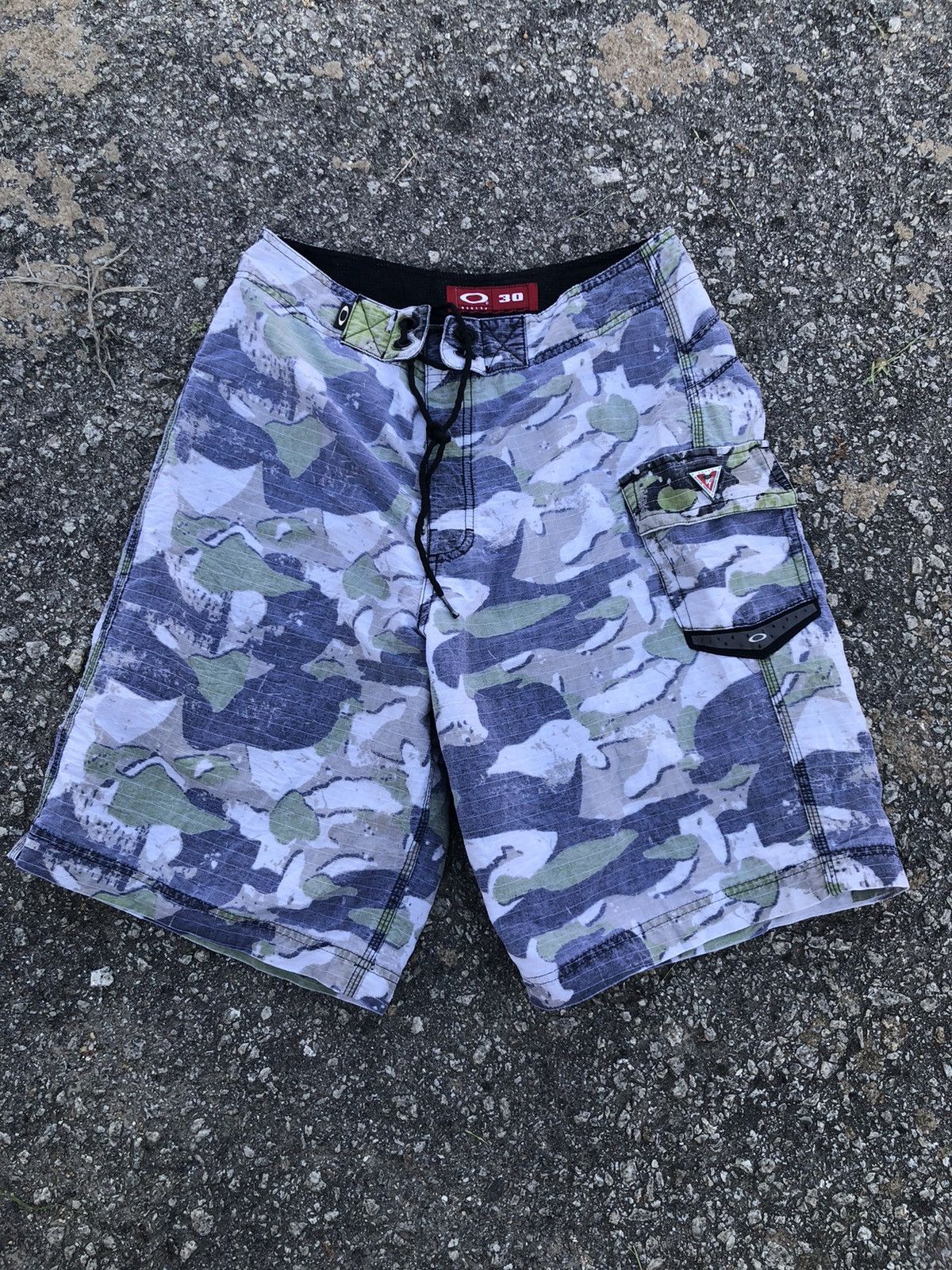 Oakley Rare‼️ Vintage Oakley Special Forces Camo Short Pants Size US 30 / EU 46 - 1 Thumbnail