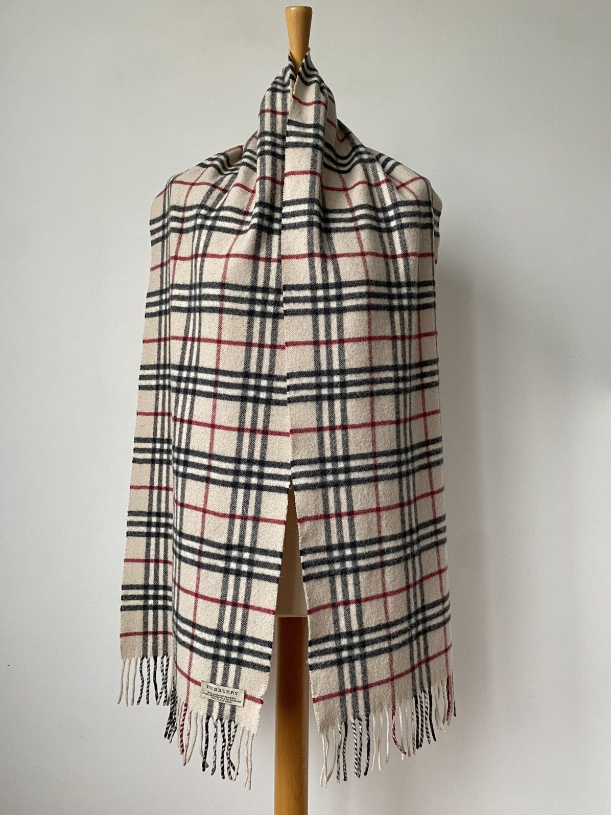 Burberry Burberry Wool/Cashmere Checked Beige Scarf Size ONE SIZE - 3 Thumbnail