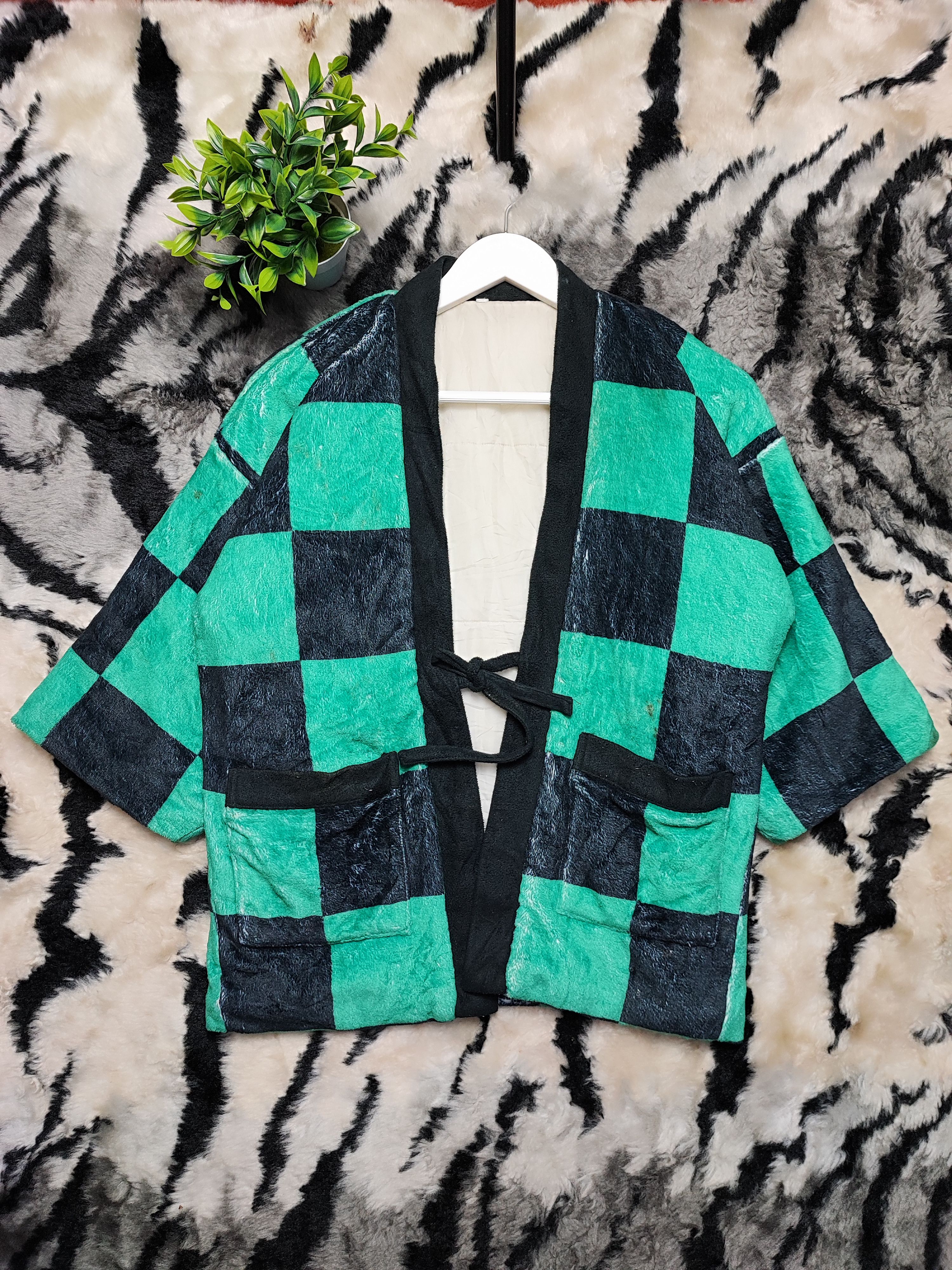 Anime DEMON SLAYER KIMONO ANIME COSPLAY Size US M / EU 48-50 / 2 - 2 Thumbnail