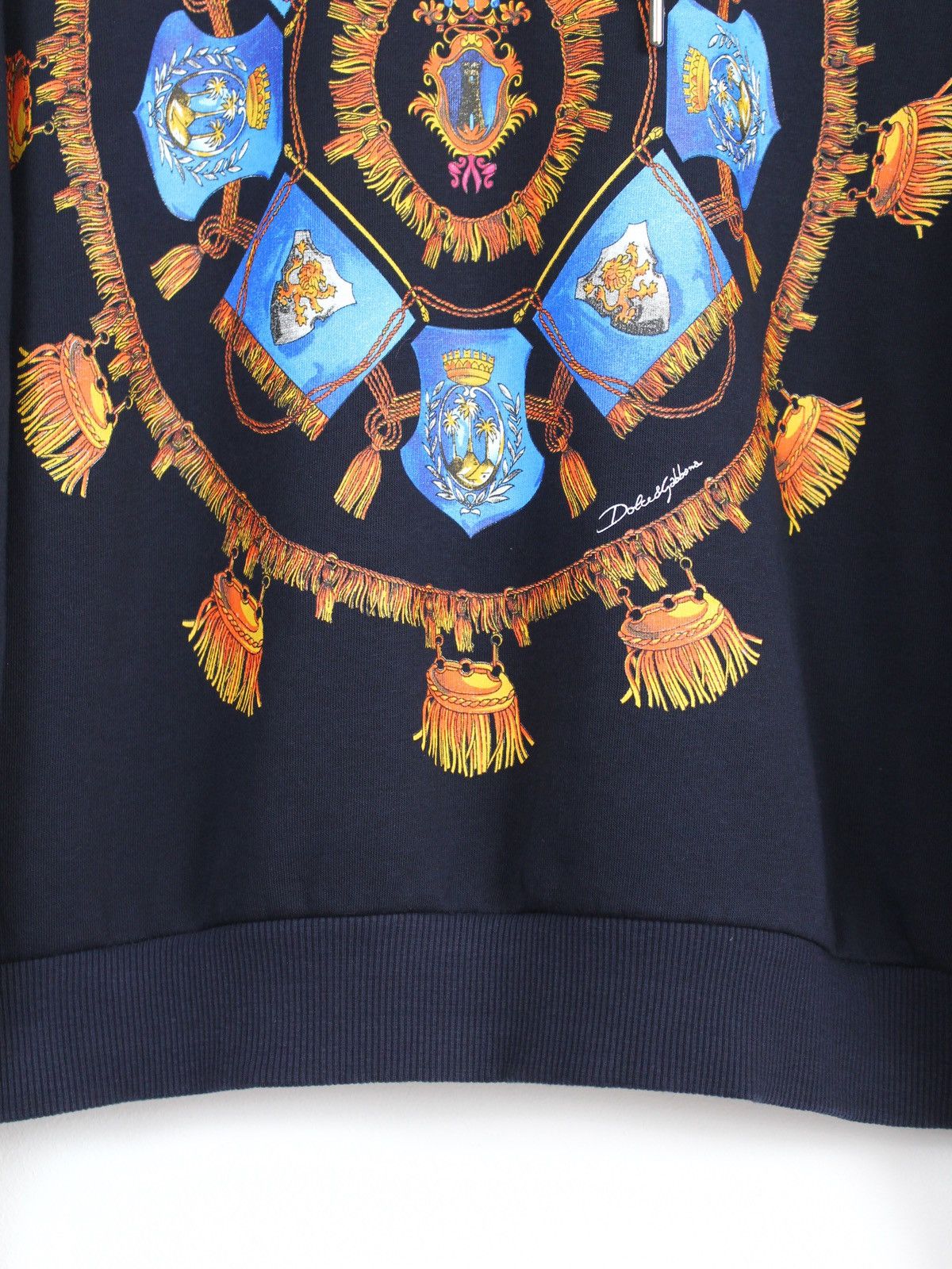 Dolce & Gabbana Dolce & Gabbana Baroque Medallion Print Luxury Hoodie Size US M / EU 48-50 / 2 - 4 Thumbnail