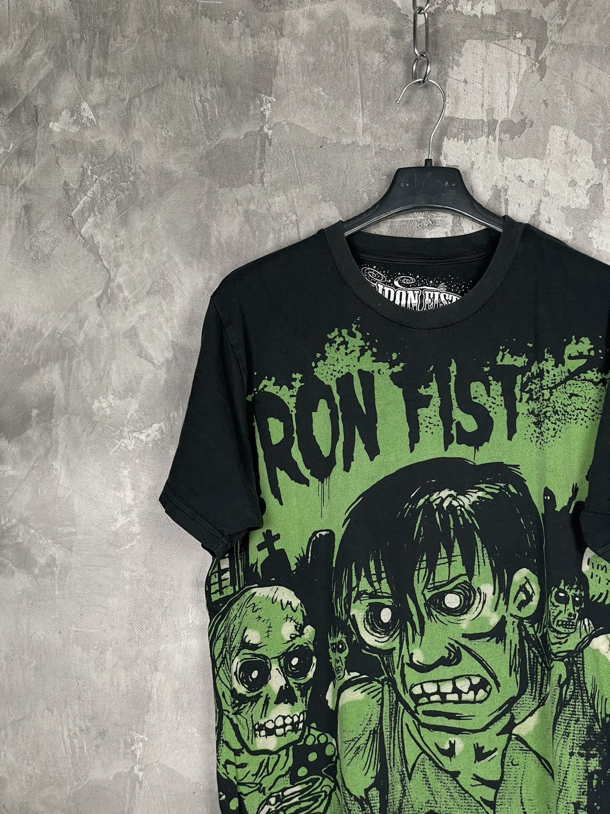 Marvel Comics × Misfits IRON FIST Zombie Chomper Men's Full Print Misfits T-shirt Size US M / EU 48-50 / 2 - 3 Thumbnail