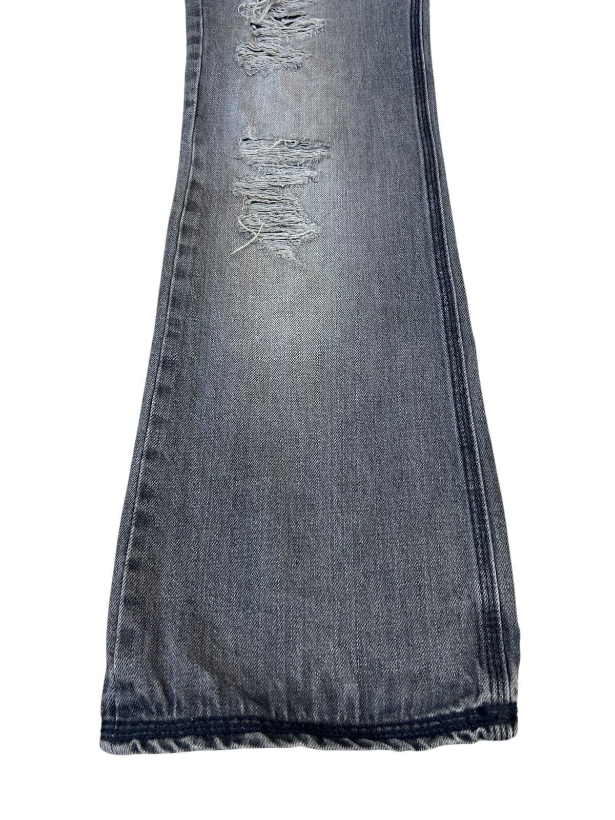 Vintage Of The Neige- Style Japan Rips Distress Denim Bootcut Jeans Size US 31 - 8 Thumbnail