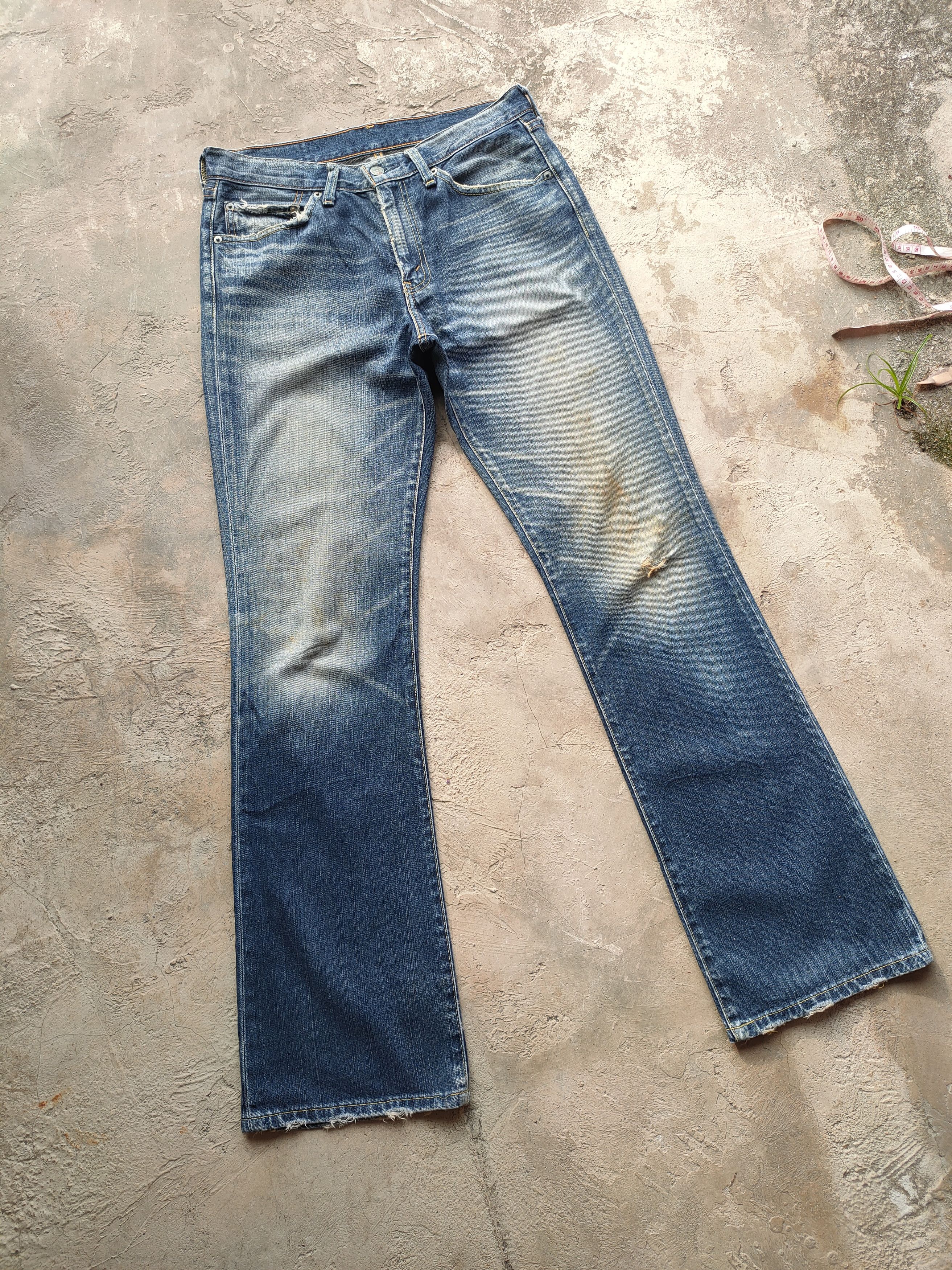 Levi's Vintage Clothing VINTAGE LEVI'S 517 RUSTY FLARE DISTRESSED FADED JEANS PANTS Size US 31 - 2 Thumbnail