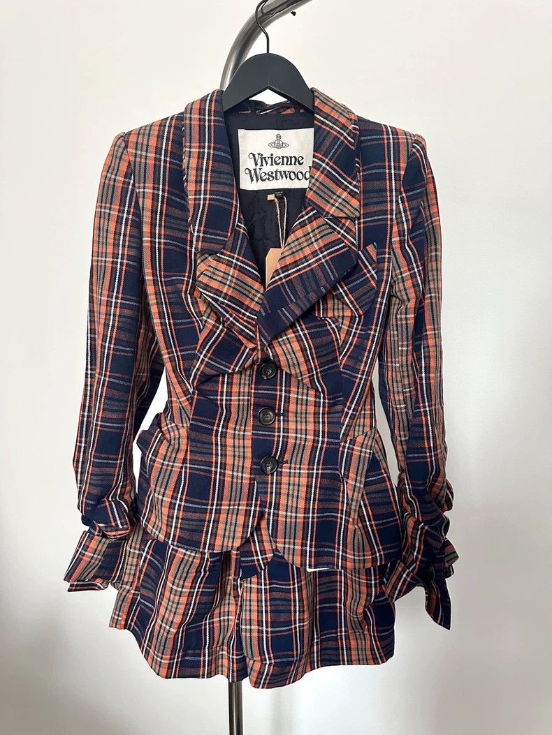 Vivienne Westwood Vivienne Westwood suit jacket Size XS / US 0-2 / IT 36-38 - 1 Thumbnail