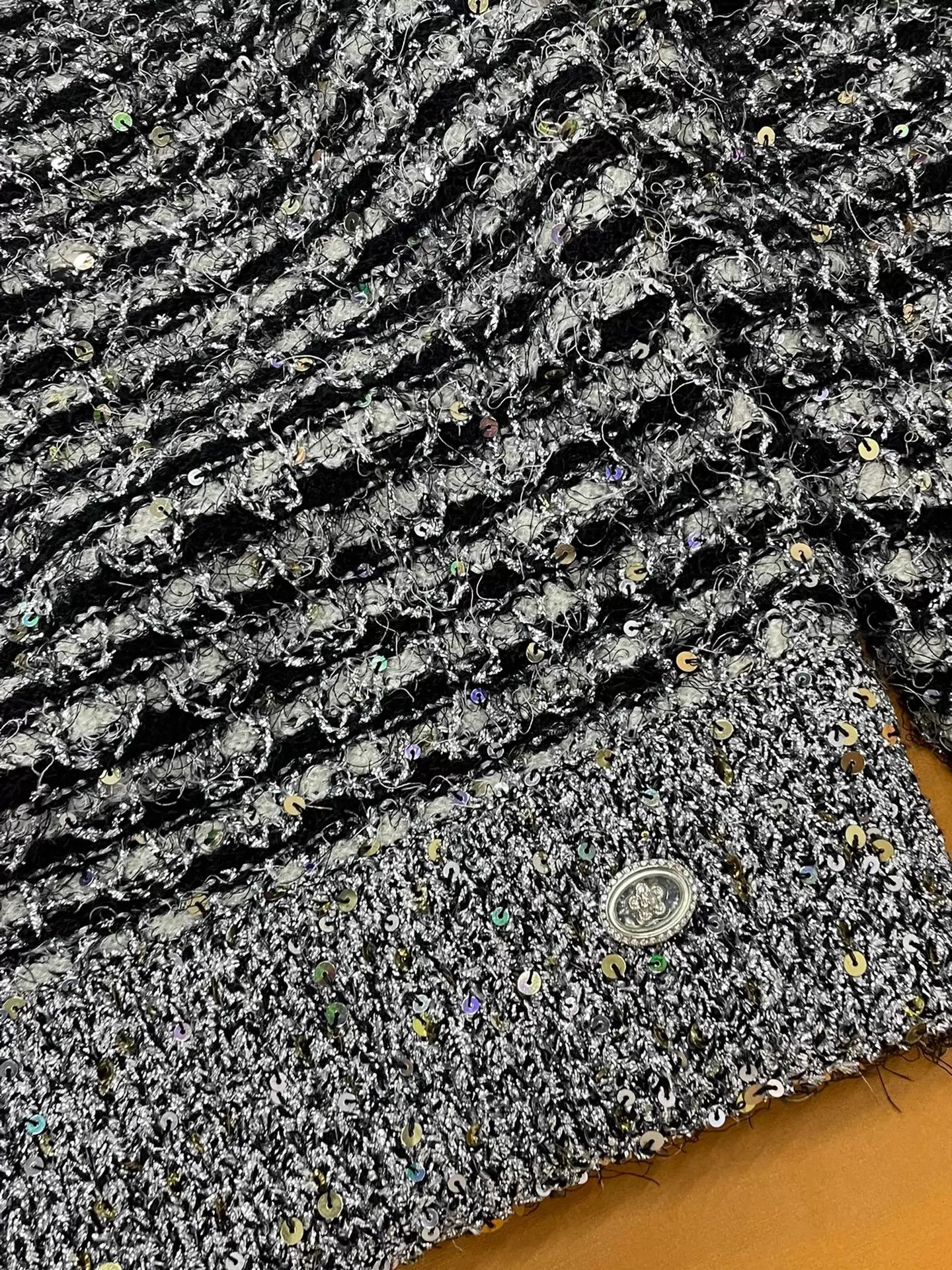 Chanel Chanel Black & Silver Striped Sequin One-Shoulder Top Size S / US 4 / IT 40 - 2 Thumbnail