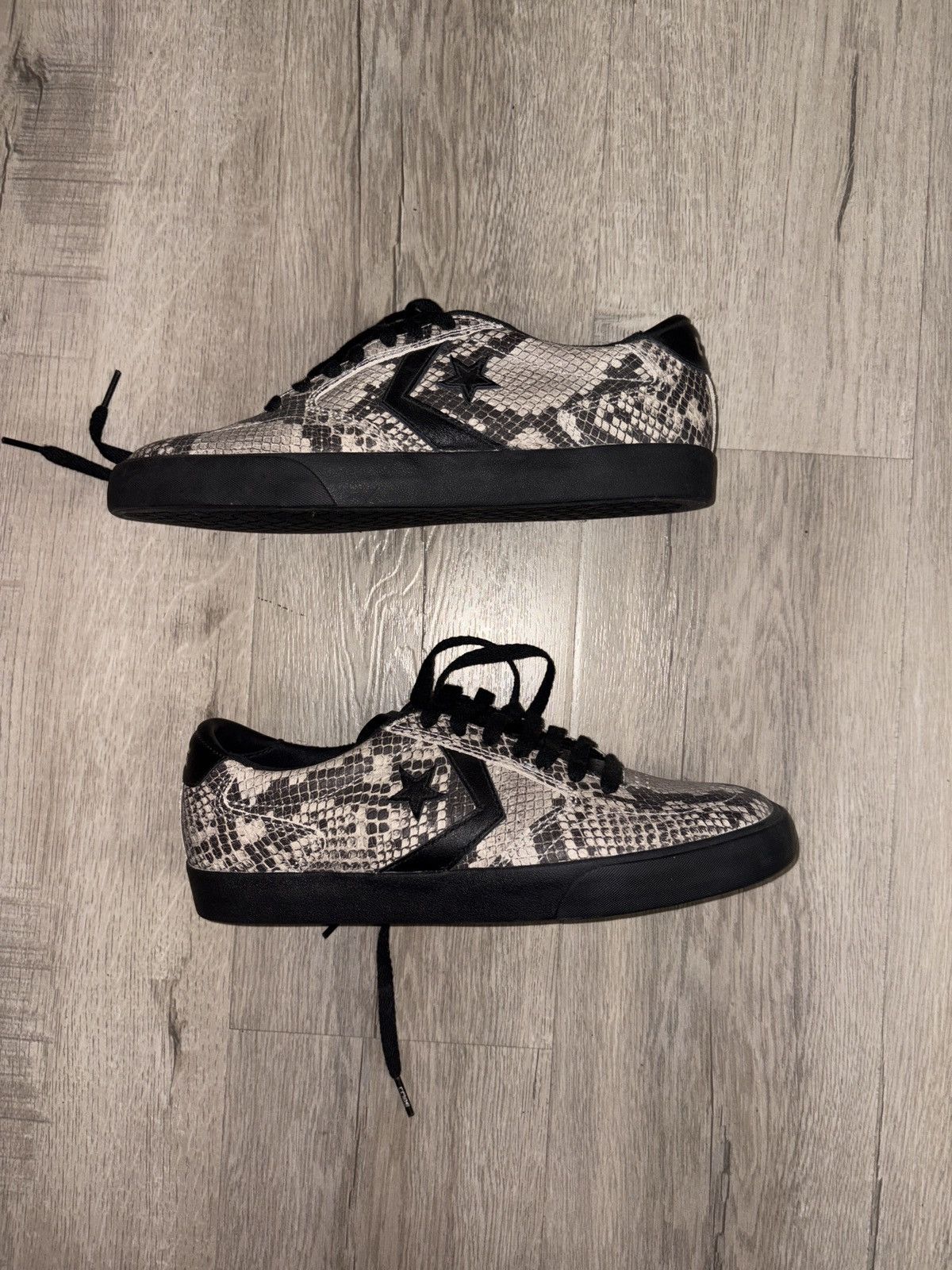 Converse Converse Paris Edition Snakeskin Sneakers Size US 8 / EU 41 - 1 Thumbnail