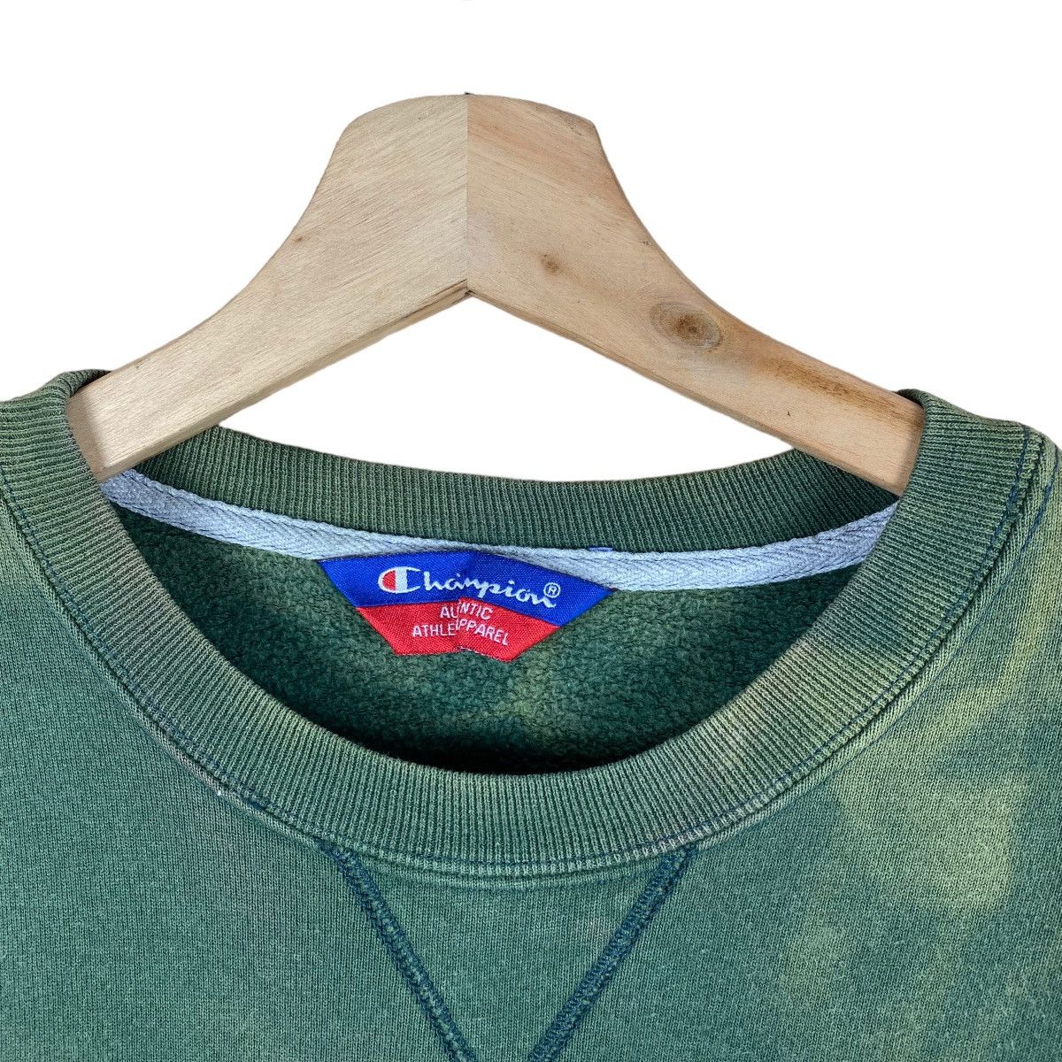 Champion VINTAGE CHAMPION DUCKS DISTRESSED SUNFADED SWEATSHIRT Size US XL / EU 56 / 4 - 4 Thumbnail