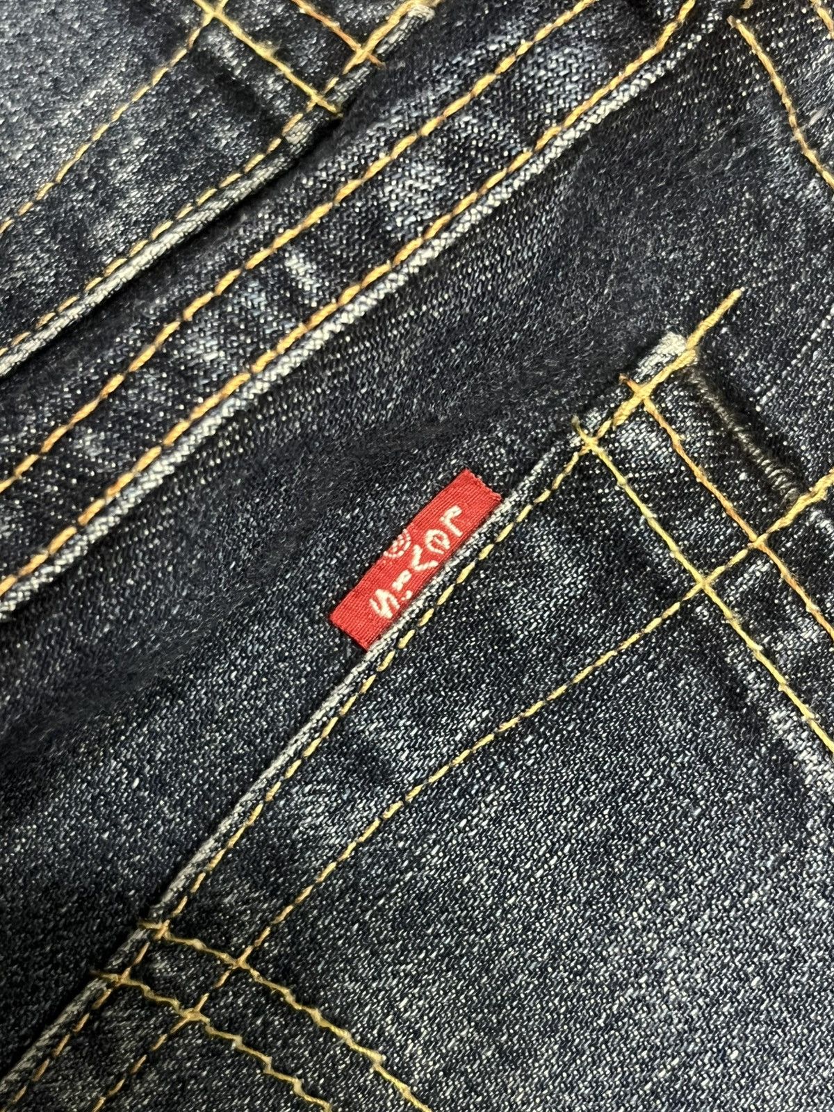 Levi's × Vetements Vintage Levi’s Dark Blue Faded Washed Distress Tapered Jeans Size US 28 / EU 44 - 9 Thumbnail