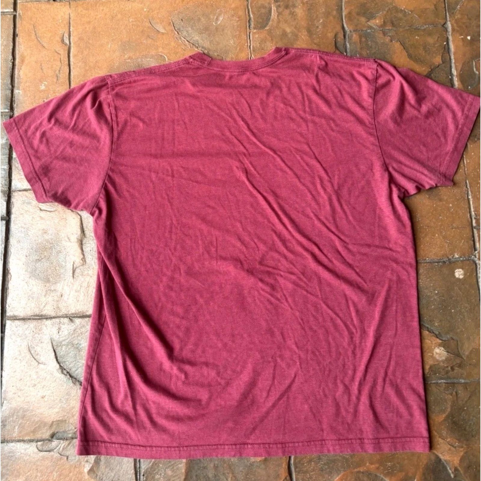 Vintage Dave Matthew Band Concert Tour T-Shirt XL Red Cotton Crew Neck Short Sleeve Graphic Print Logo Men T-Shirt Size US XL / EU 56 / 4 - 3 Thumbnail