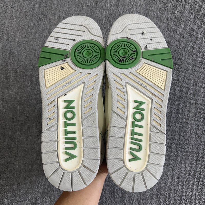 Louis Vuitton Louis Vuitton Classic Trainer Sneakers in White Green -2505 Size US 8 / IT 38 - 4 Thumbnail