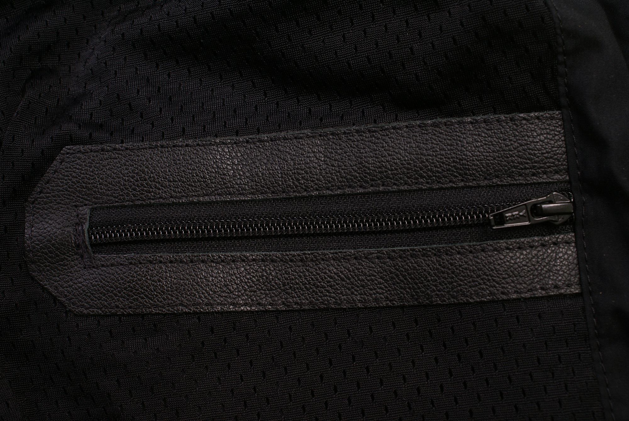 Supreme × Vanson Leathers 2020 Vanson Leathers x Supreme Letters Cordura Jacket Black Size US XL / EU 56 / 4 - 16 Thumbnail