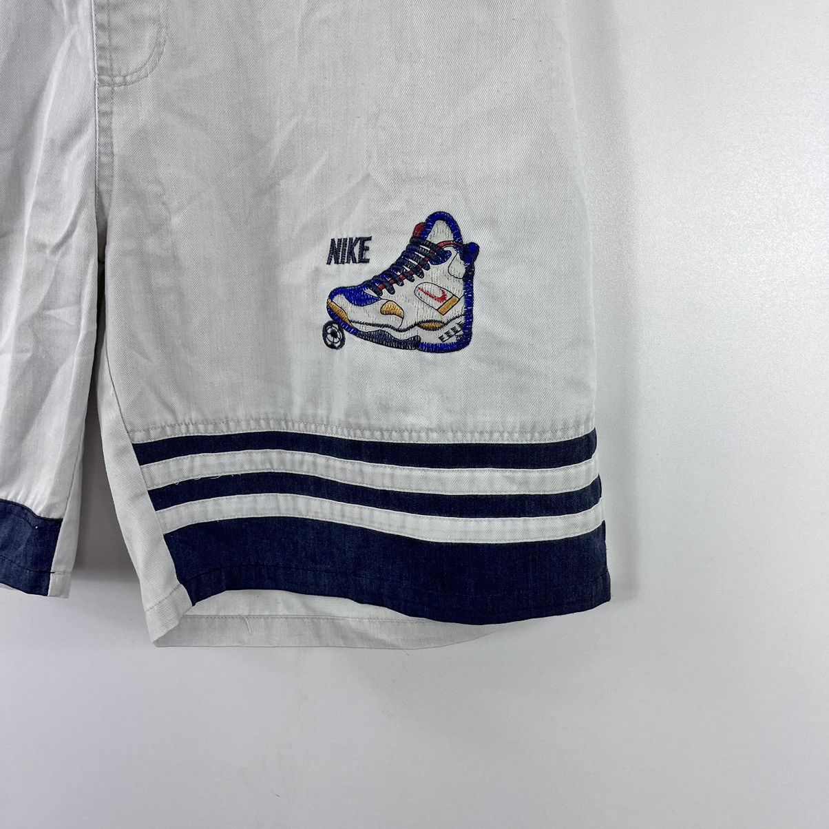 Vintage Vintage Custom Cargo Shorts Embroidery Logo Nike x Dollars Size US 36 / EU 52 - 6 Thumbnail