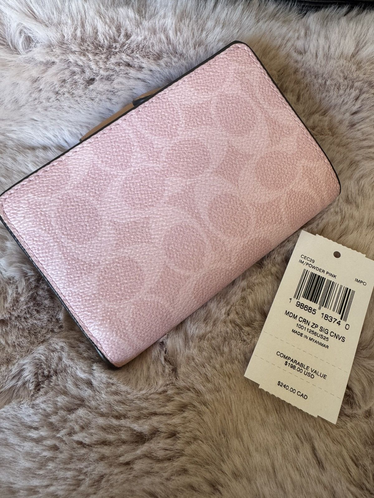 Coach NWT COACH CEC29 Medium Corner Zip Wallet Signature Canvas Size ONE SIZE - 2 Thumbnail