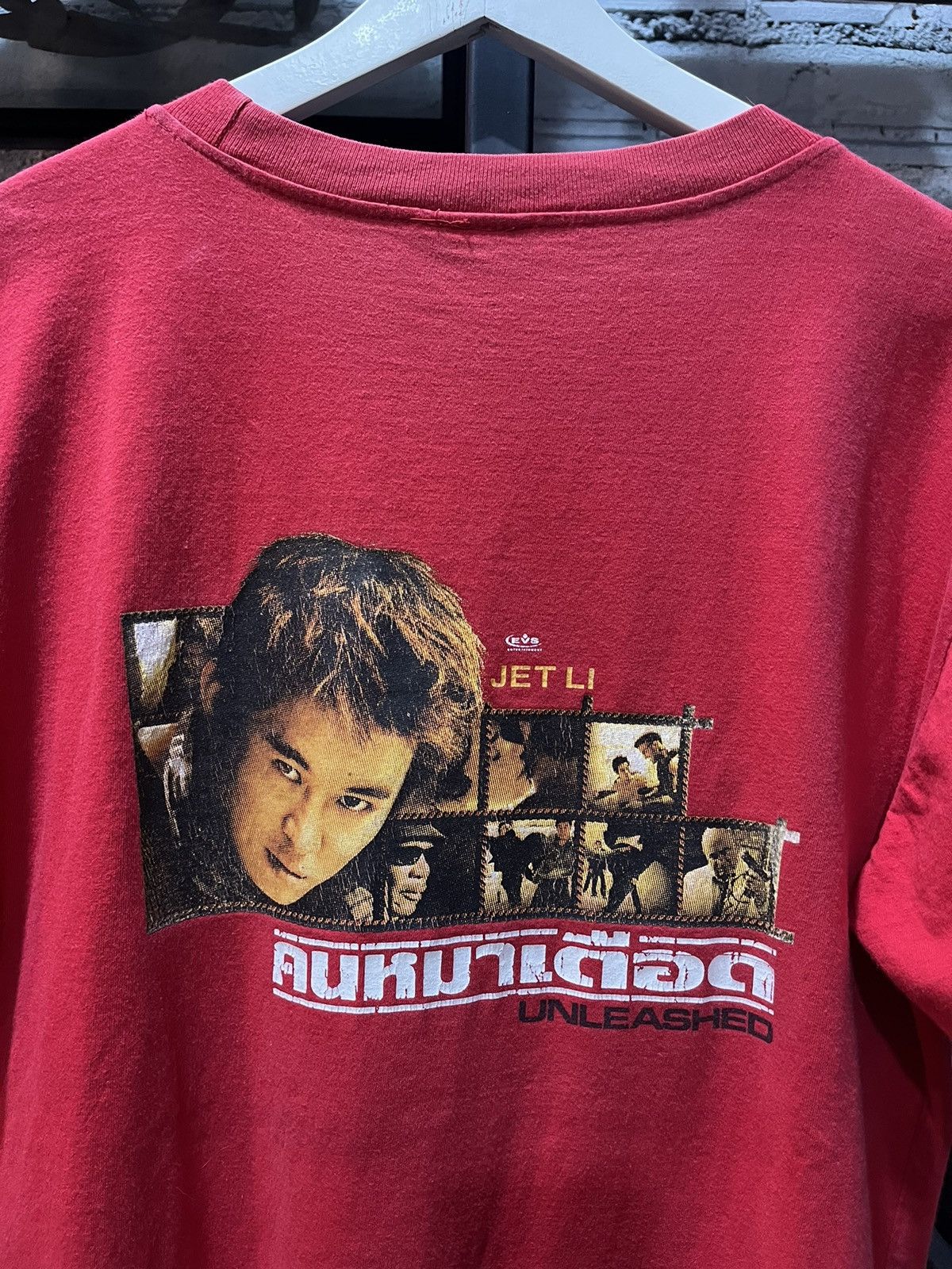 Vintage Unleashed Jet Li Movie Promo Tee (Thai edition) Size US L / EU 52-54 / 3 - 4 Thumbnail