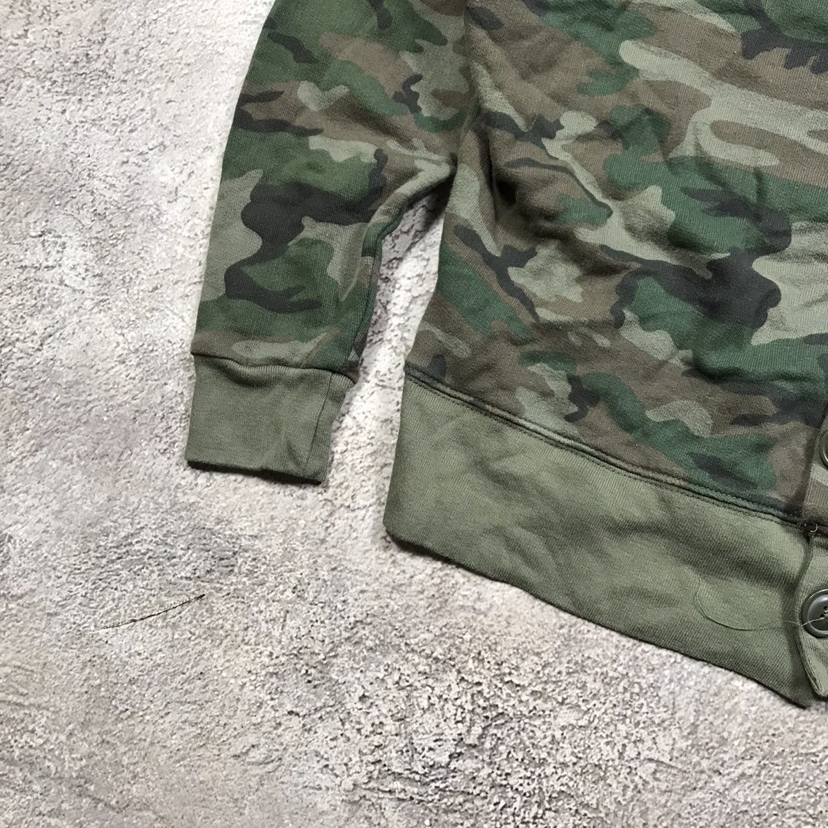 Vintage Vintage Y2K Camo Distressed Cardigan Knitted Oversized 90s Size M / US 6-8 / IT 42-44 - 4 Thumbnail