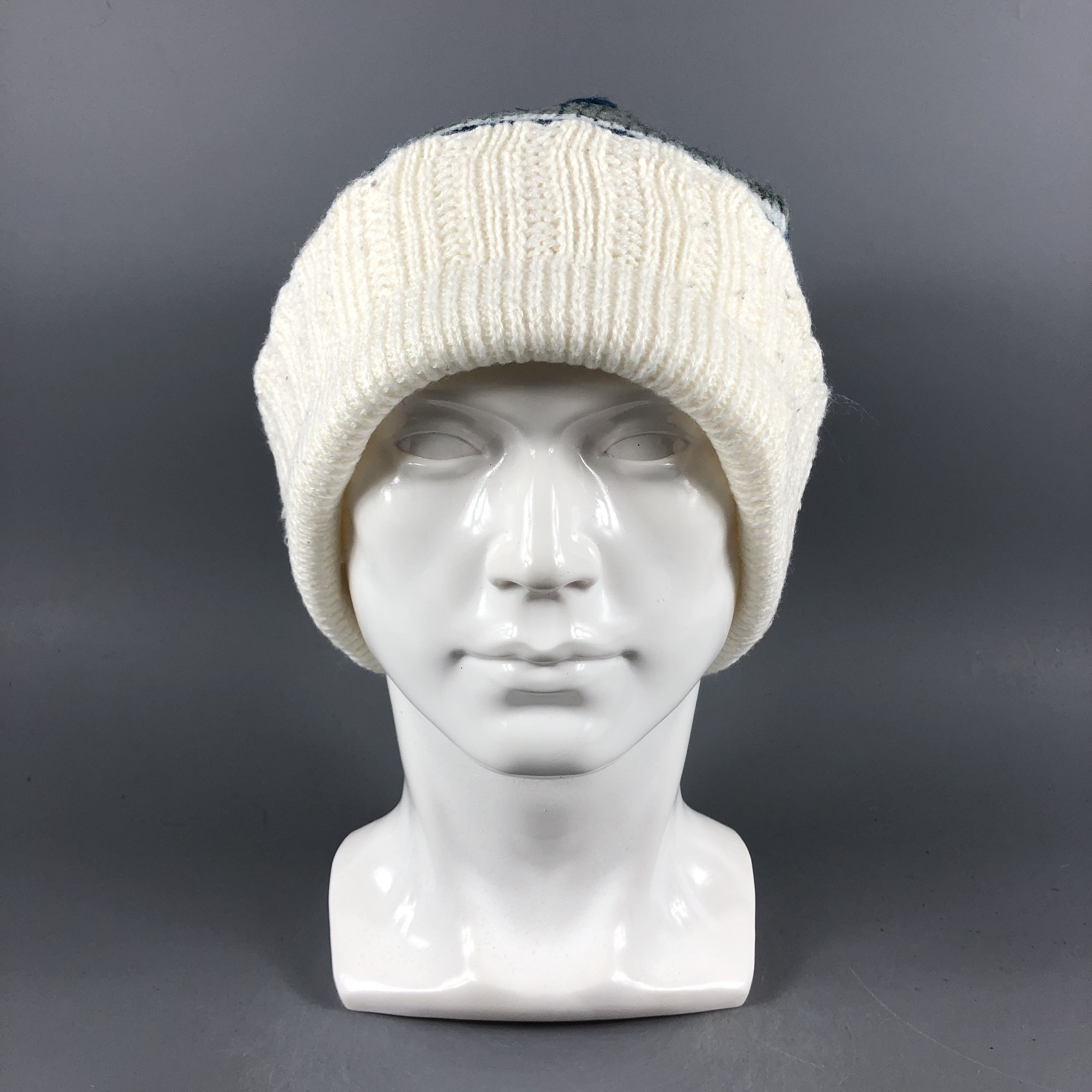 image of Vintage Pompom Beanie Snow Hat Snow Cap -D1218, Men's