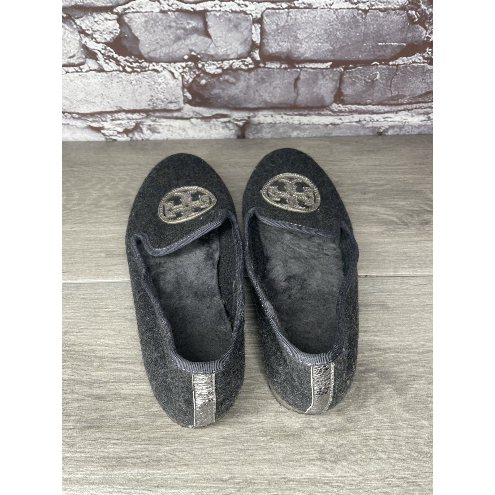 Tory Burch Tory Burch Billy Charcoal Gray Wool Logo Lamb Fur Slipper Fl Size US 6 / IT 36 - 13 Thumbnail
