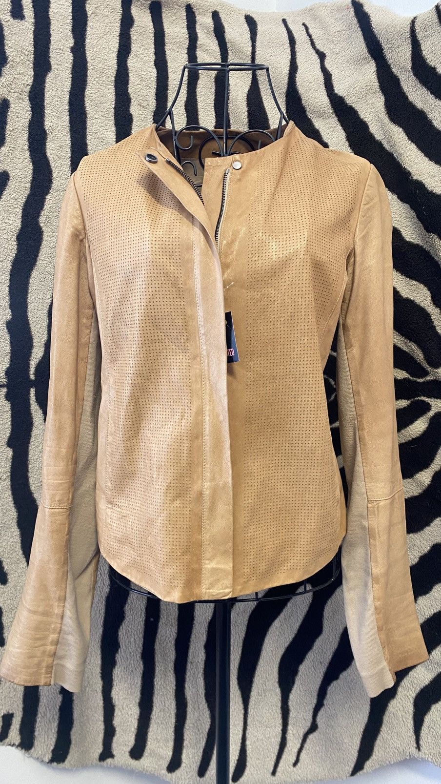 Vintage Vintage beige leather jacket Size S / US 4 / IT 40 - 3 Thumbnail
