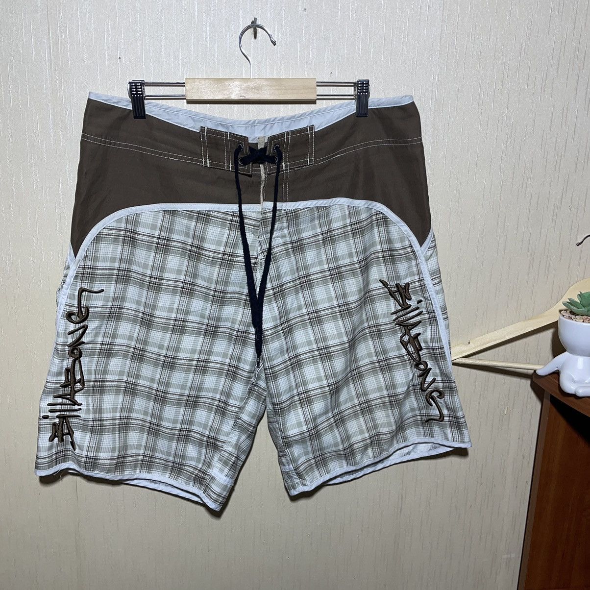Billabong × Vintage Billabong vintage surf shorts Size US 36 / EU 52 - 1 Thumbnail