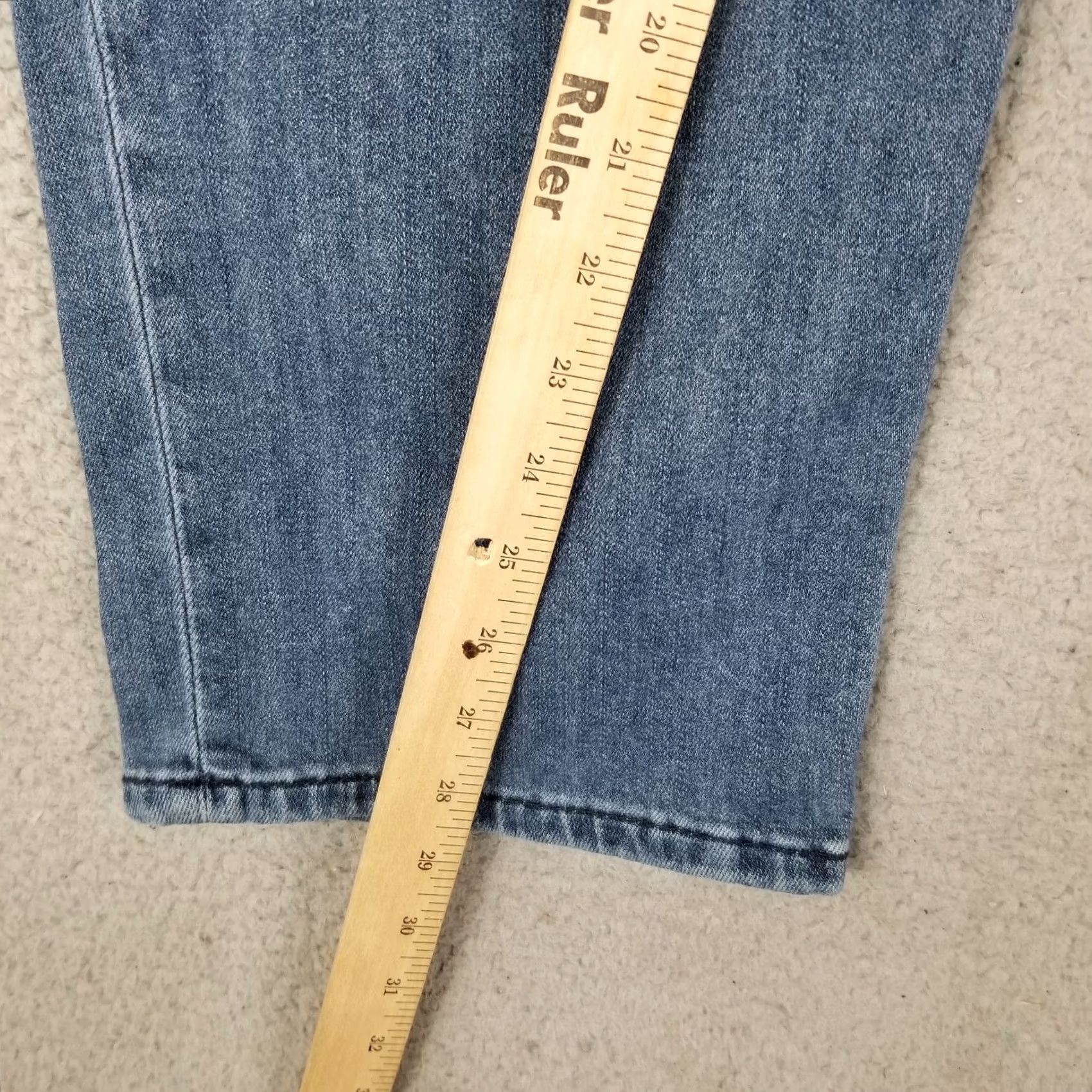 Tommy Bahama Tommy Bahama Jeans Bobcat Denim Blue Jeans Stretch 40X30 Men Shirt? Size US 40 / EU 56 - 5 Thumbnail