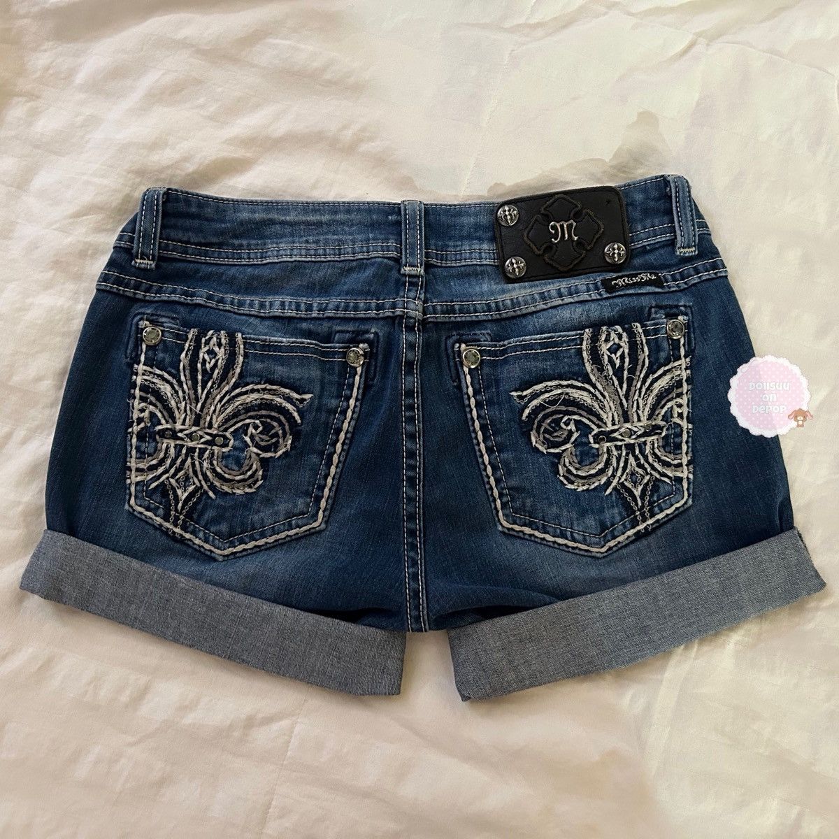 Miss Me 2000s vintage Miss Me shorts Fleur de Lis Size 28" / US 6 / IT 42 - 4 Thumbnail