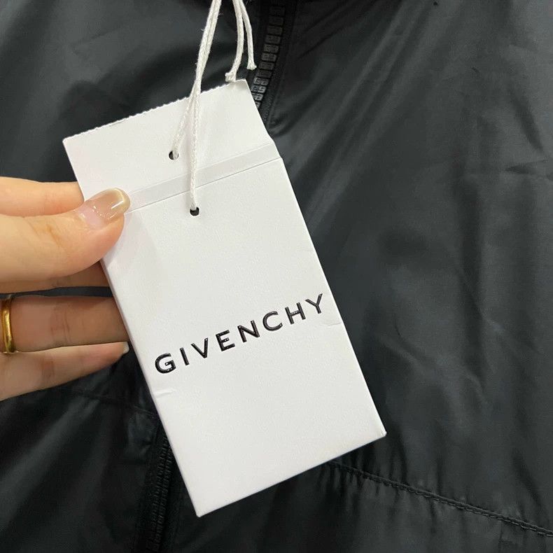 Givenchy Givenchy Black Side Letter Zip-up Jacket, Size 48 Size US L / EU 52-54 / 3 - 5 Thumbnail
