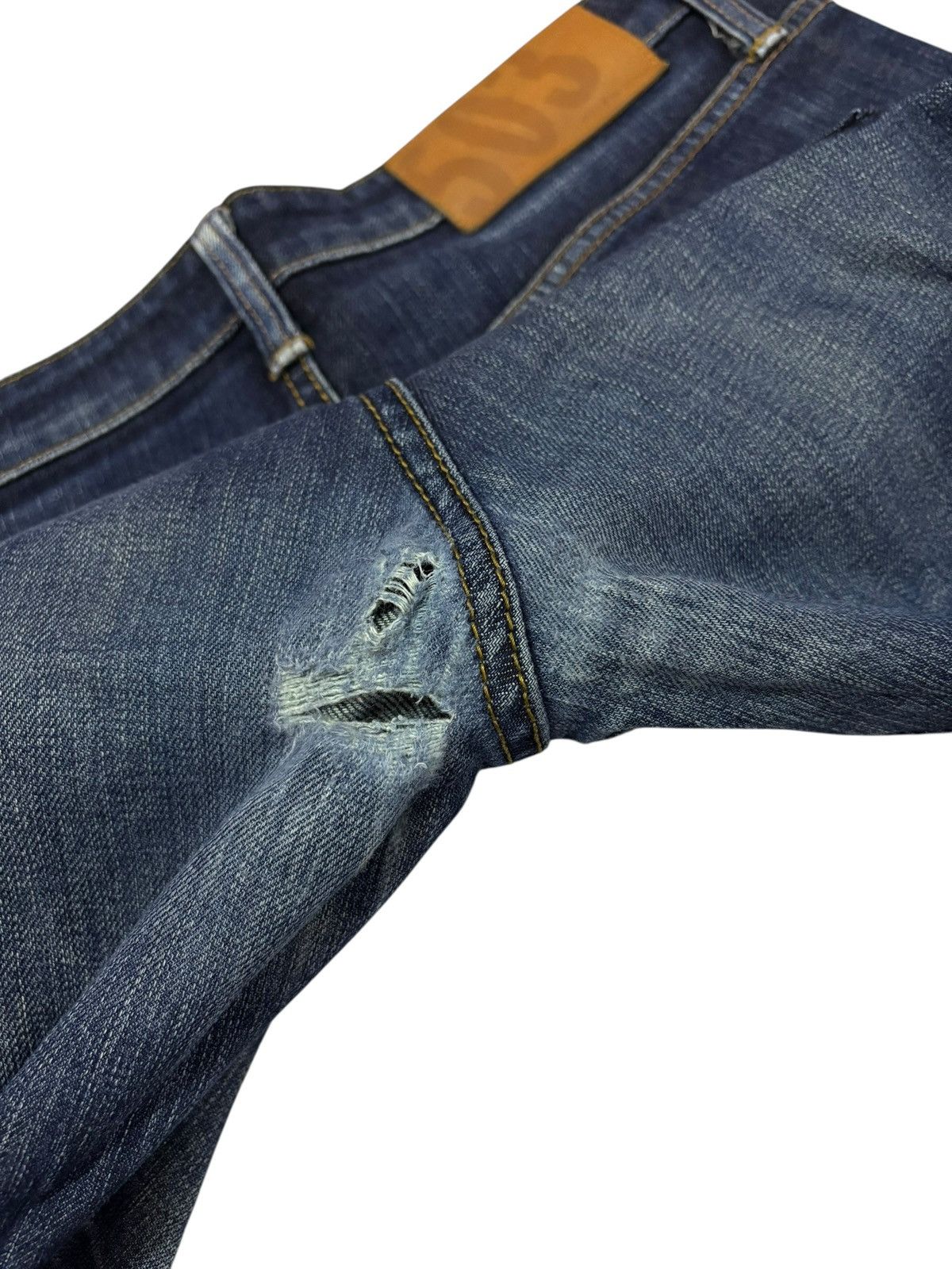 Edwin Vtg Edwin Japan 503 Distressed Jeans Size US 31 - 9 Thumbnail