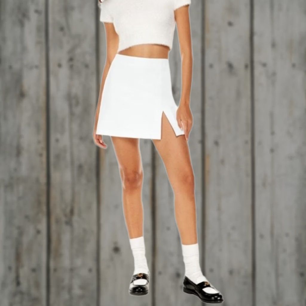 Aritzia NWT Aritzia SundayBest Tatiana White Mini Skirt W/Side Slit Zipper Closure-14 Women Skirt Short White 14 Womens Size 36" / US 14 / IT 50 - 1 Thumbnail