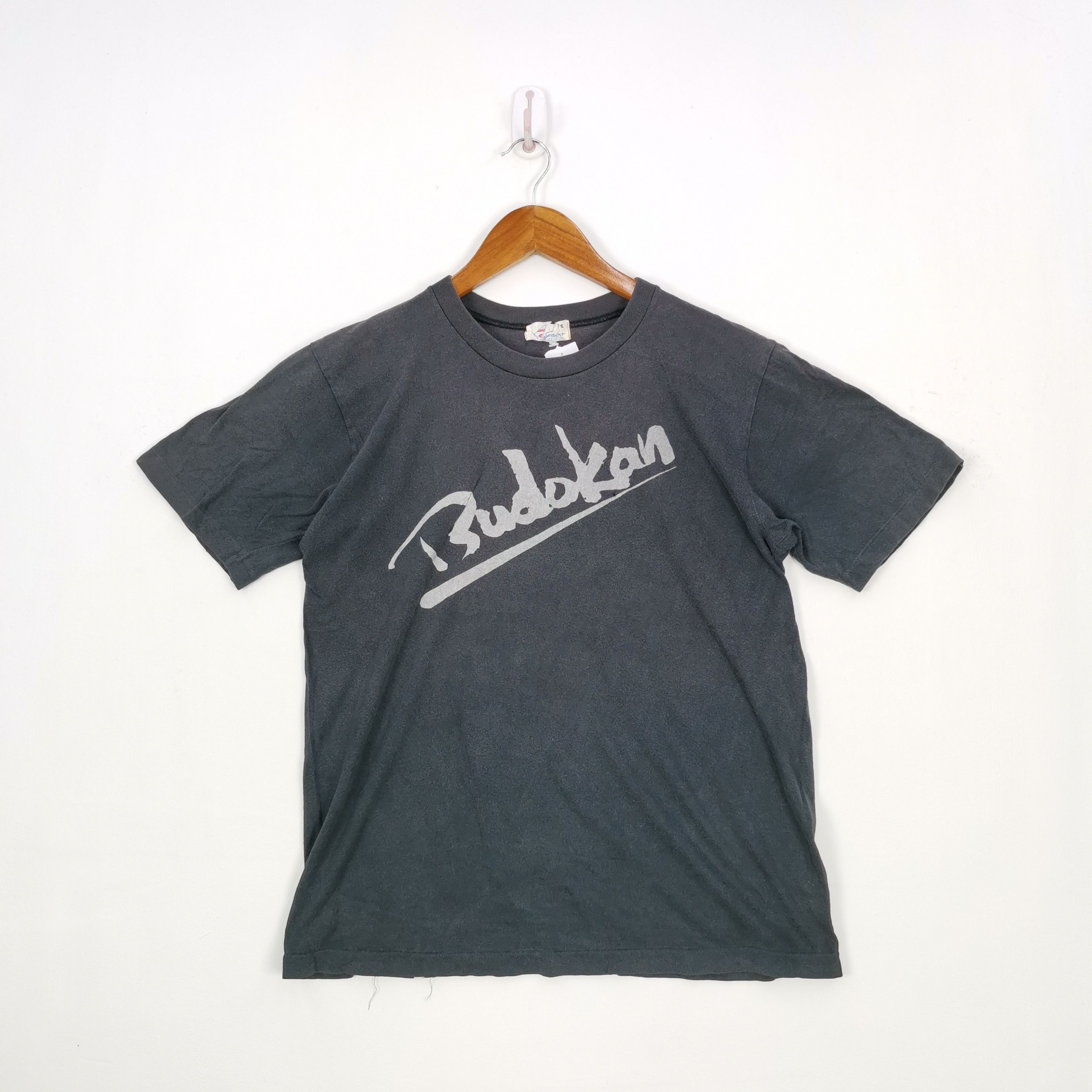 Band Tees Vintage Budokan T-Shirt Japanese Novelty Concert Tour Tees Size US S / EU 44-46 / 1 - 1 Thumbnail