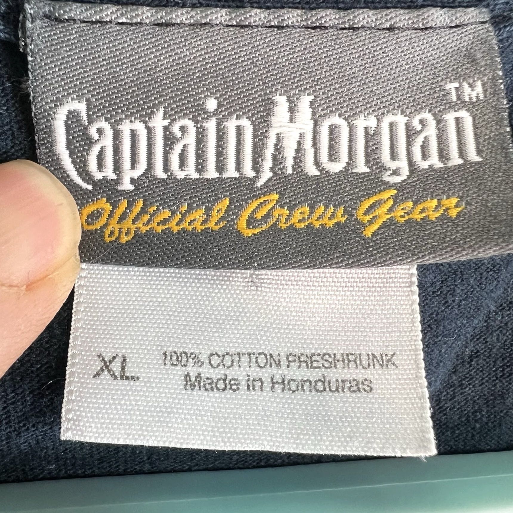 Vintage Morgan Captin Spiced Rum Graphic T-Shirt Mens XL Black Size US XL / EU 56 / 4 - 4 Thumbnail