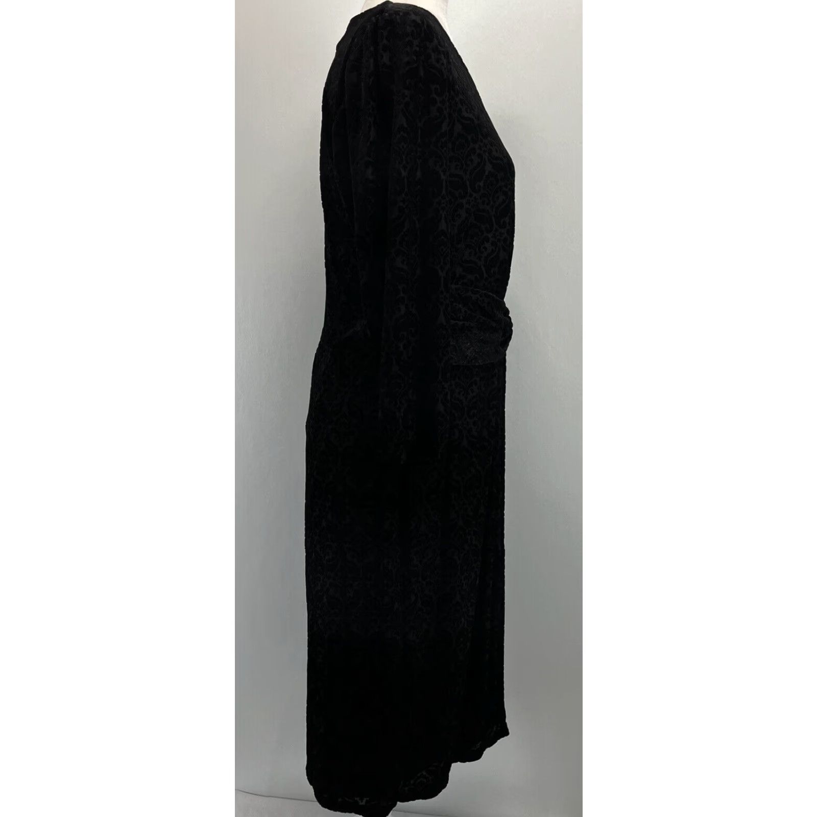 Talbots Talbots Velvet Sheath Dress, Black, Large, Knee Length, Floral, Womens Size L / US 10 / IT 46 - 4 Thumbnail