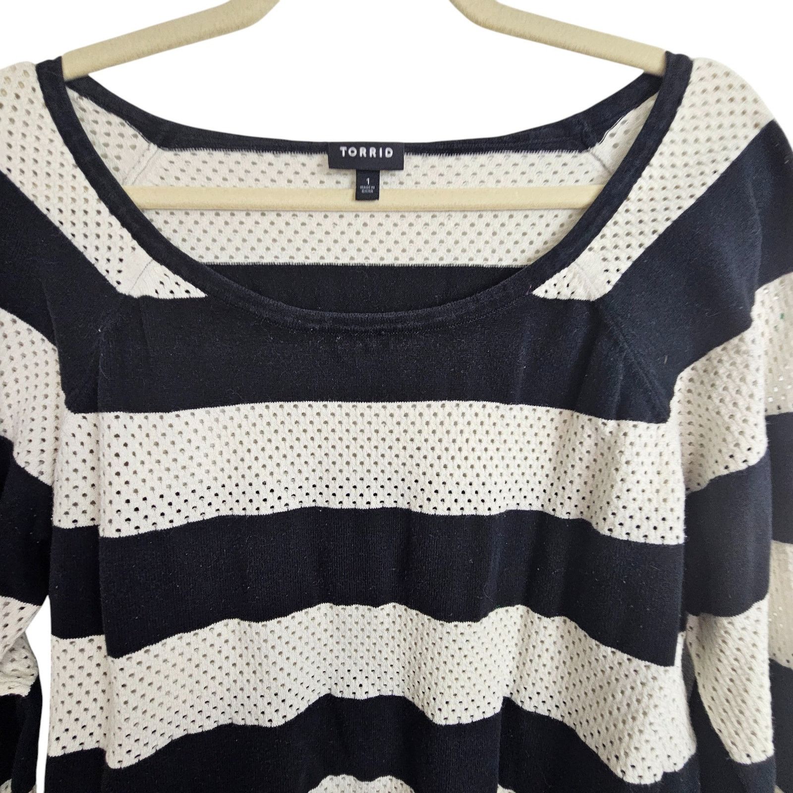 Torrid Torrid Womens Open Knit Striped Sweater Plus Size 1X Classic Size XL / US 12-14 / IT 48-50 - 3 Thumbnail