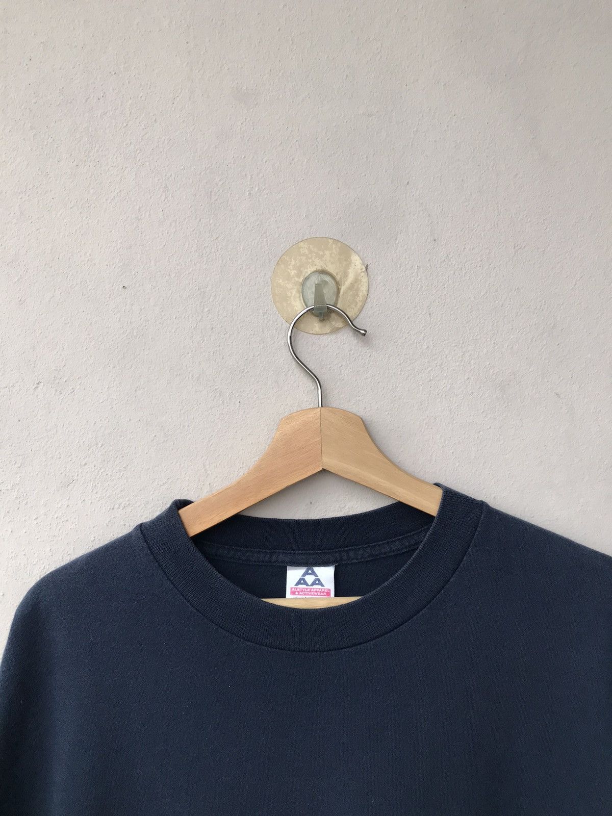 Vintage Vintage 90s Bruce Lee One Inch Punch backhit Tee Size US L / EU 52-54 / 3 - 3 Thumbnail