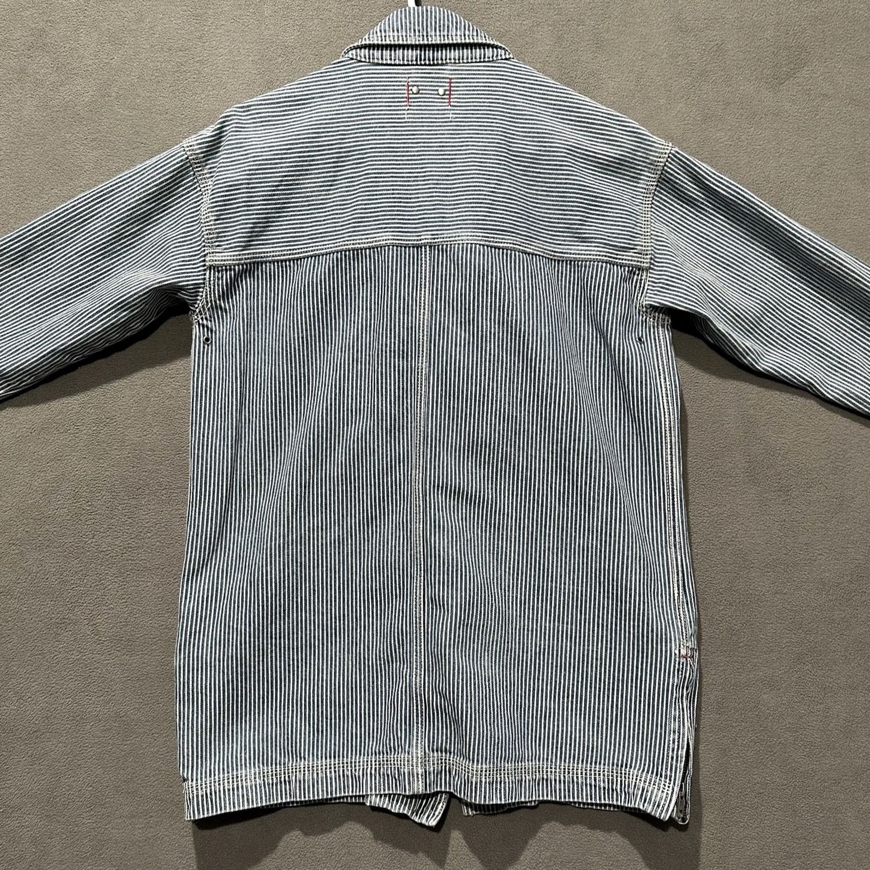 Bdg BDG Hickory Stripe Drill Chore Jacket Womens Medium Blue White Railroad EUC Size M / US 6-8 / IT 42-44 - 2 Thumbnail