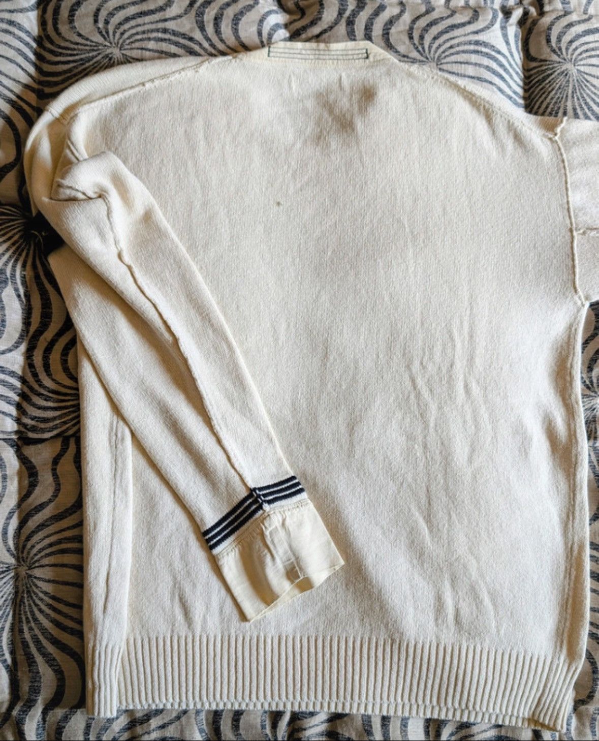 Stone Island Rare 90’s Massimo Osti Patch Cotton V-Neck Long Sleeve Jumper Pullover Sweater Size US XXL / EU 58 / 5 - 2 Thumbnail