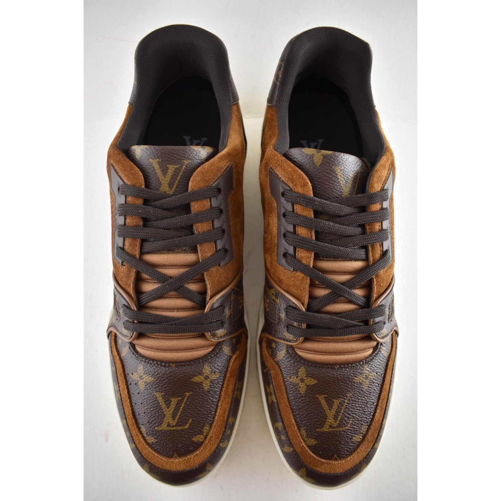 Louis Vuitton Louis Vuitton Brown Monogram LV Logo Suede Low Top Size US 10 / EU 43 - 12 Thumbnail