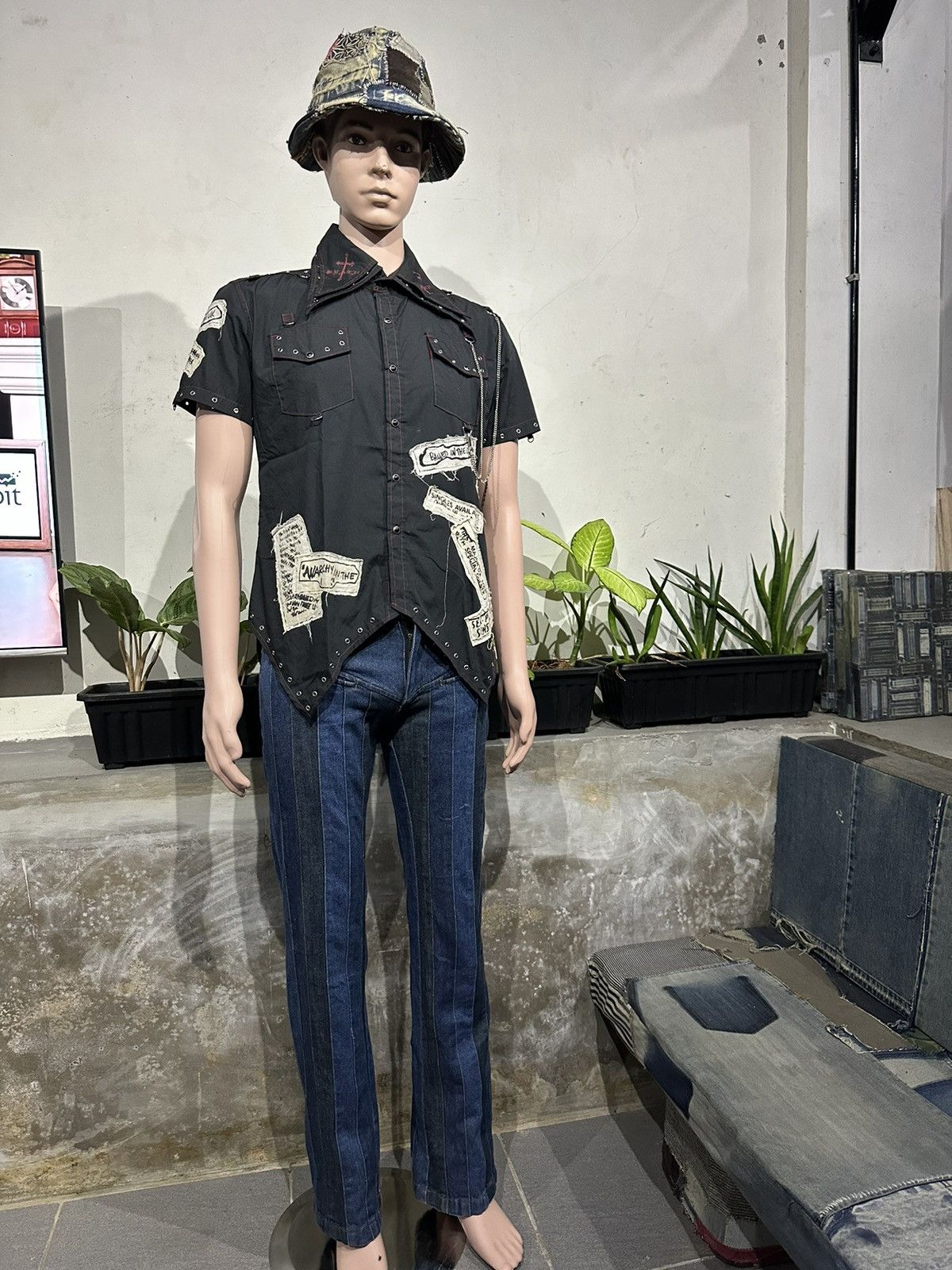 Japanese Brand Punk Asymmetrical Studded eyelets Shirt by Keystation Size US S / EU 44-46 / 1 - 11 Thumbnail