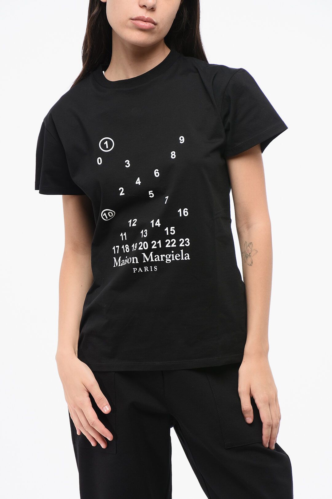 Maison Margiela og1mm0825 Cotton Crewneck T-Shirt in Black Size S / US 4 / IT 40 - 1 Thumbnail