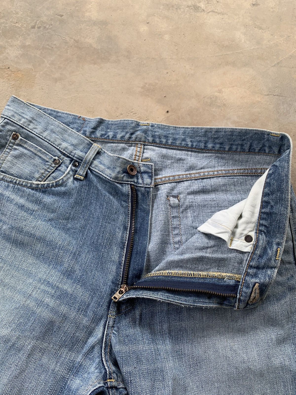 Edwin × Vintage Vintage Edwin 505 Redline Selvedge Distressed Denim Size US 34 / EU 50 - 11 Thumbnail