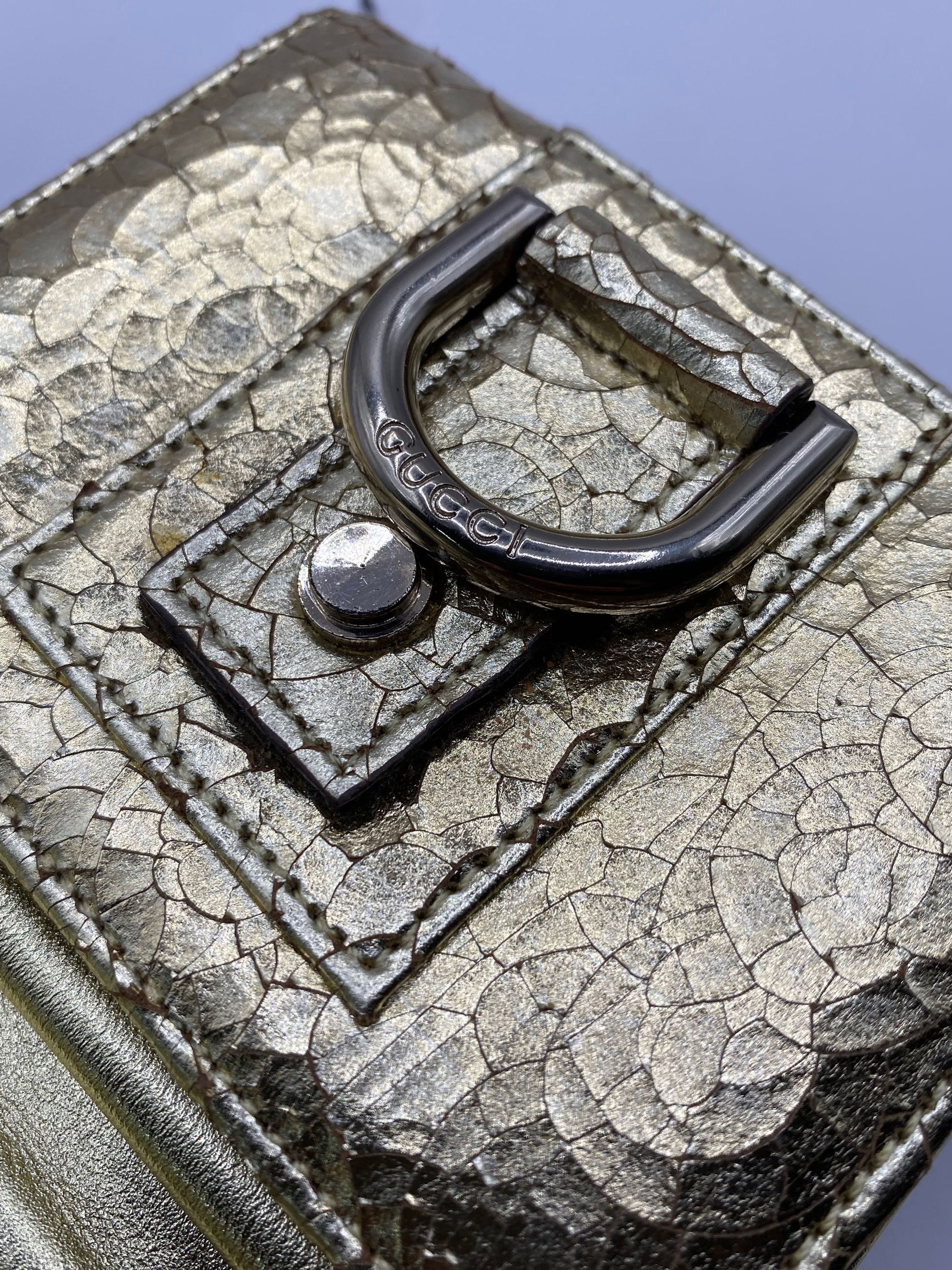 Gucci Gucci Cracked Leather Gold Wallet Size ONE SIZE - 5 Thumbnail
