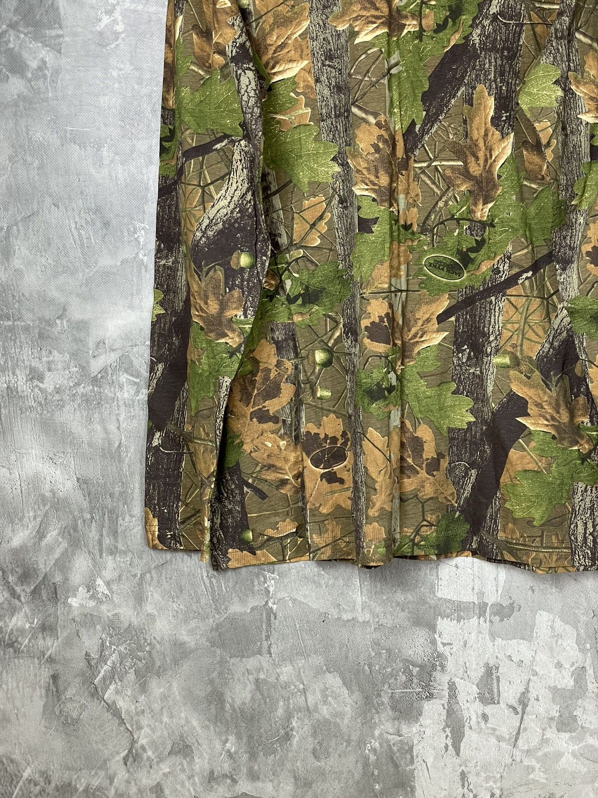 Carhartt × Realtree × Vintage Crazy Vintage Y2K Realtree Camo Long Sleeve T Shirt Carhartt Size US L / EU 52-54 / 3 - 5 Thumbnail