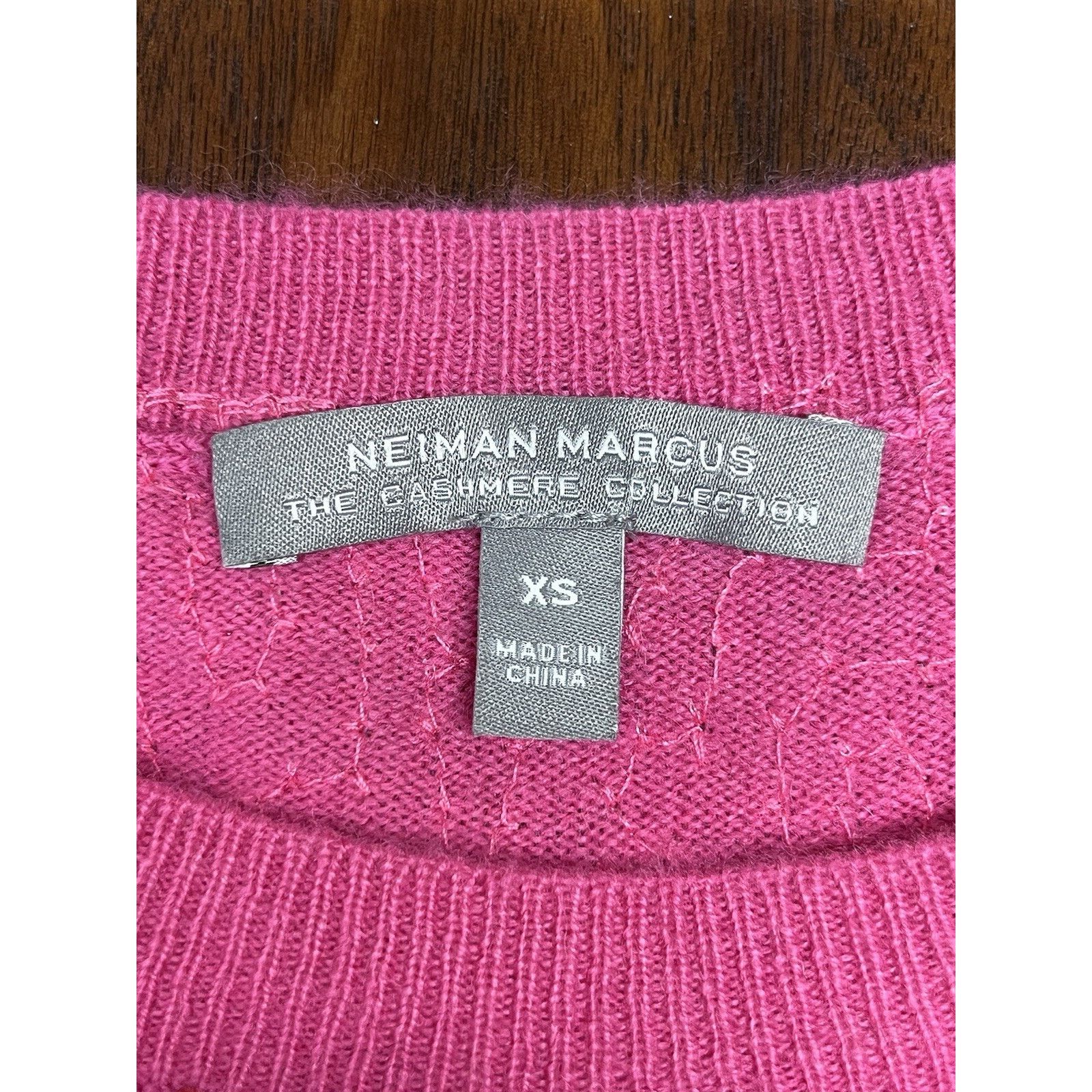 Neiman Marcus 100% Cashmere XS Neiman Marcus Pink Sequin Long Sleeve Size XS / US 0-2 / IT 36-38 - 6 Thumbnail
