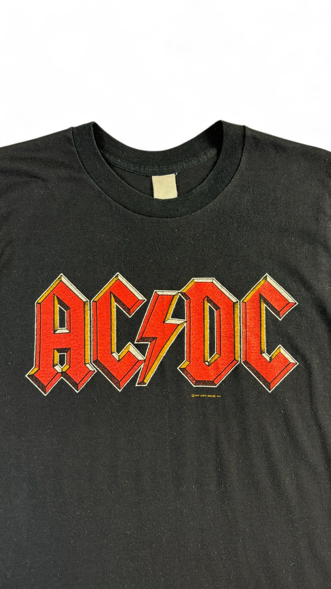 Vintage Rare! Vintage Tourshirt 1980 ACDC "Back in Size US M / EU 48-50 / 2 - 2 Thumbnail