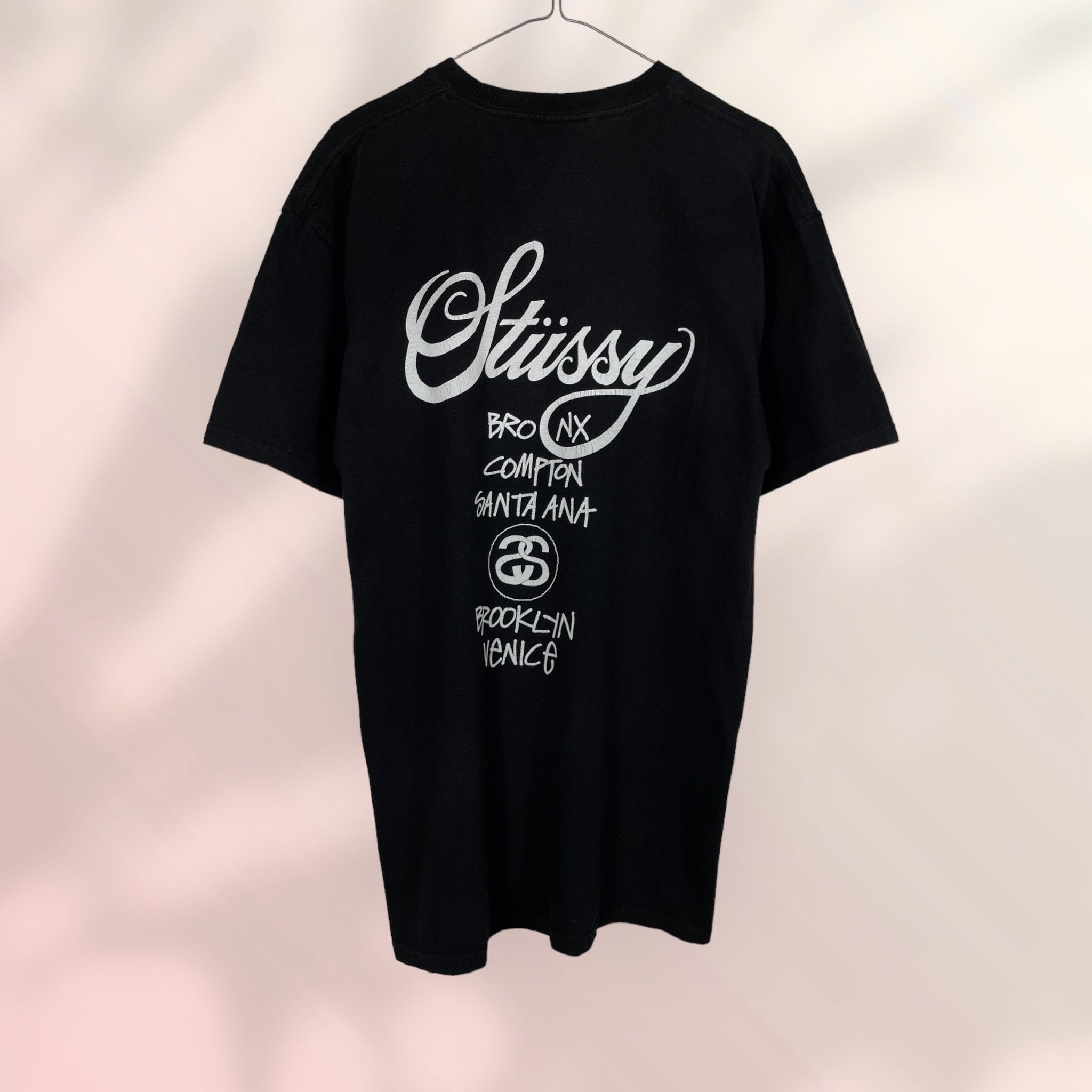 Stussy Stussy World Tour Big Logo Black Tshirt Vintage Size US L / EU 52-54 / 3 - 4 Thumbnail